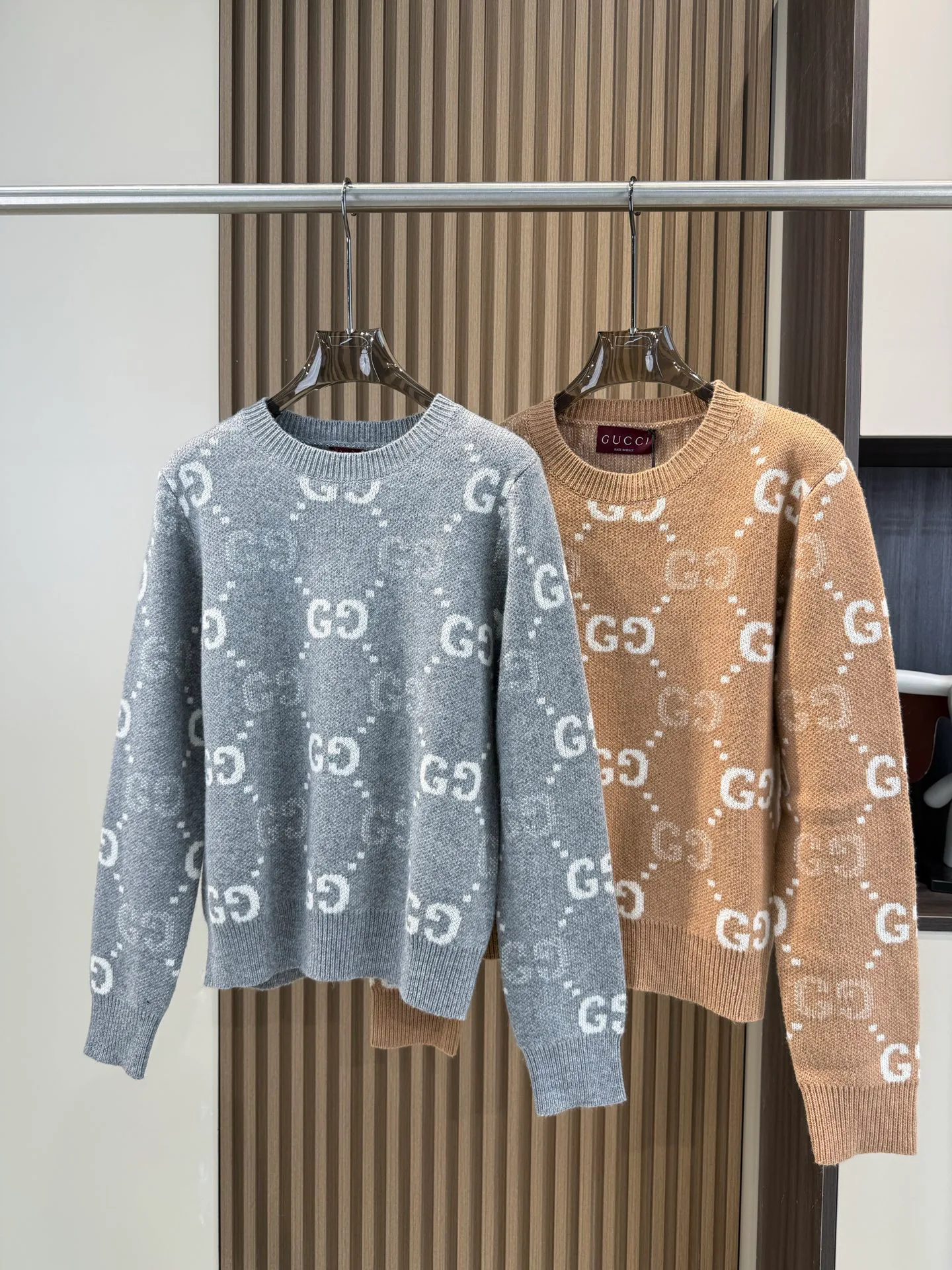 Women's Jumpers And Sweaters GUCCI 17720010