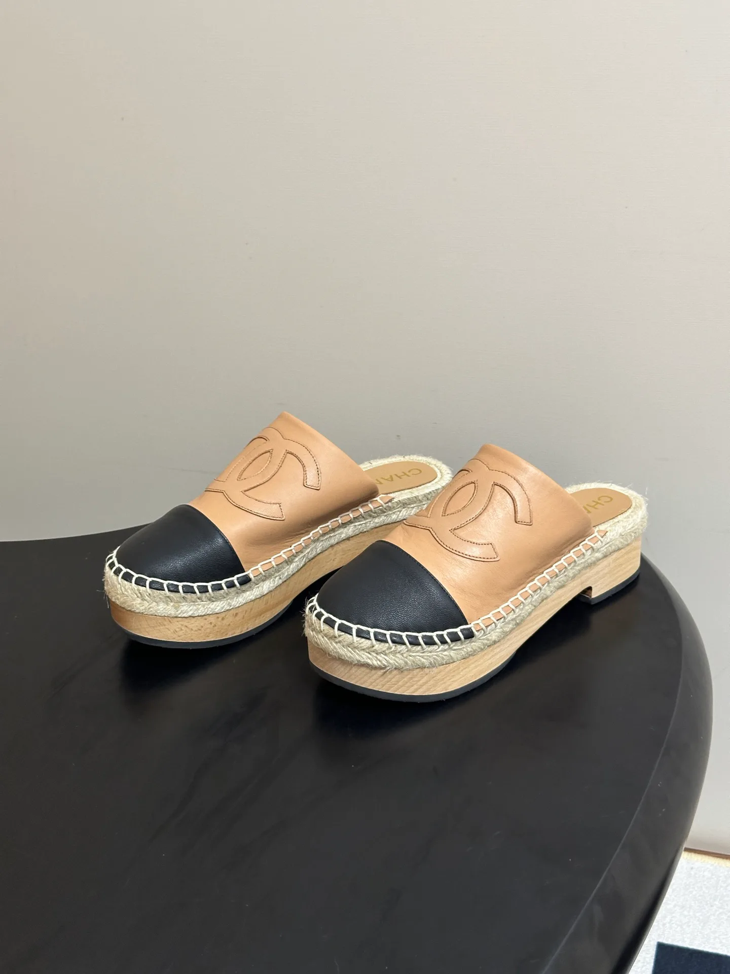 Women's Mules And Clogs CHANEL 18262072