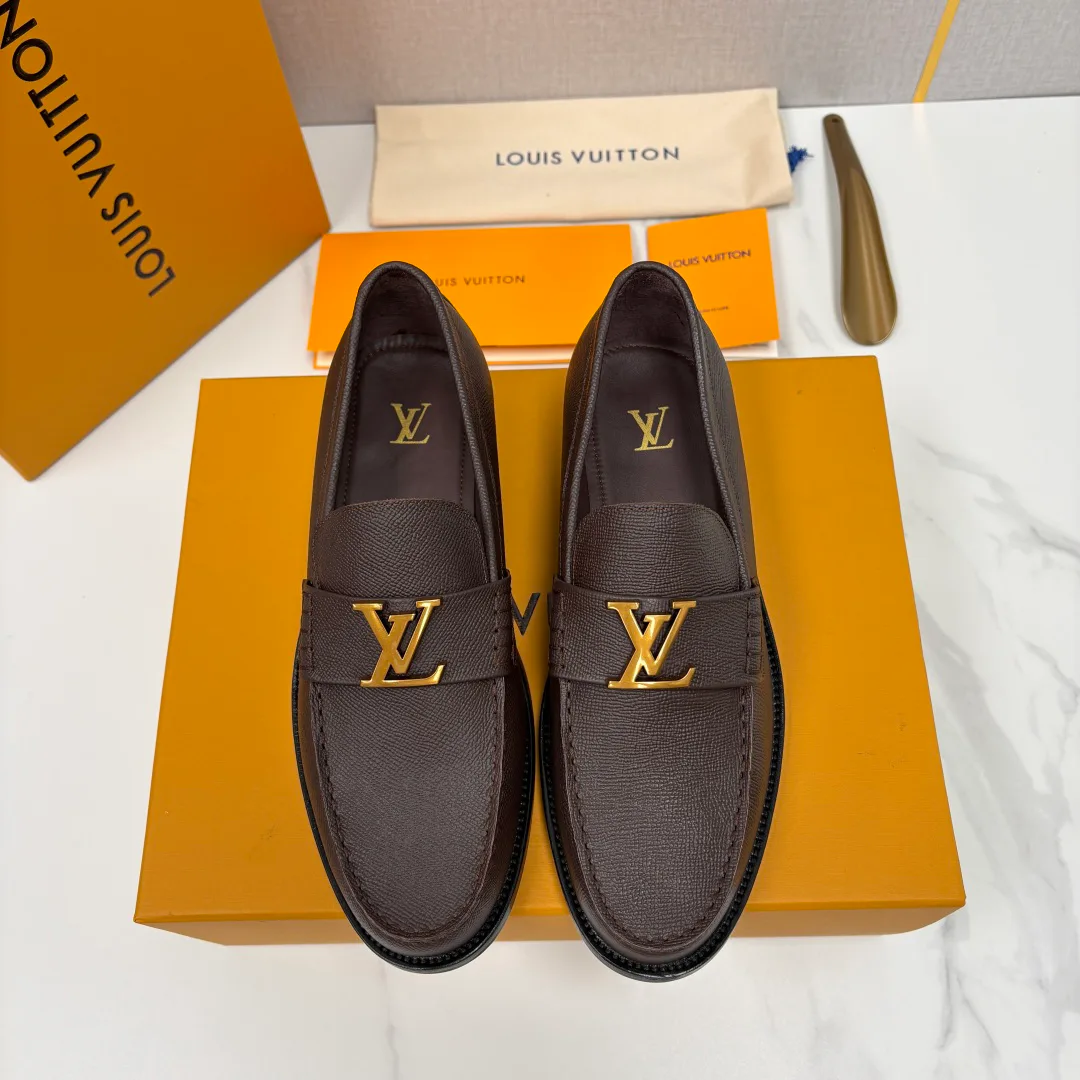 Men's Loafers And Dress Shoes LOUIS VUITTON 17835299