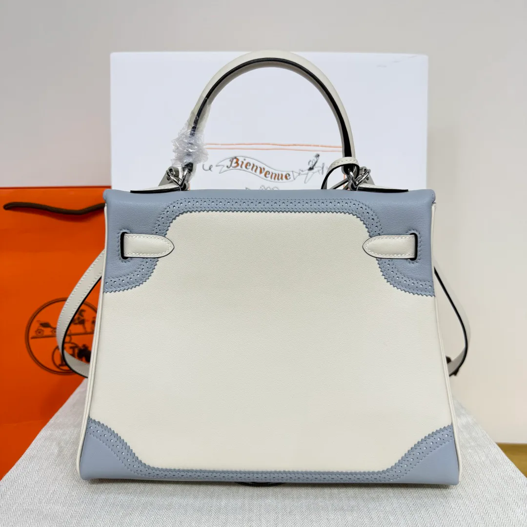 Women's Classic Handbags HERMES 18394578