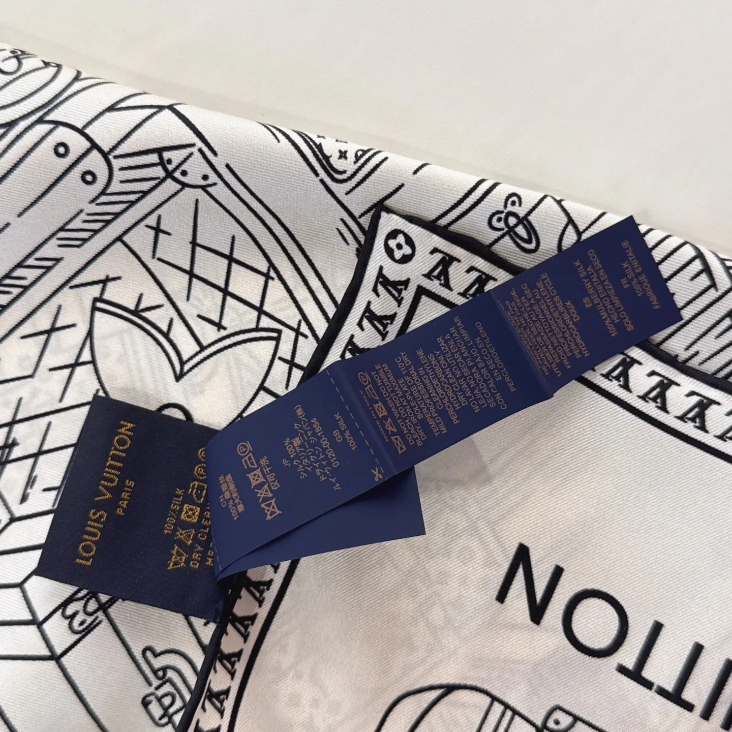 Silk Scarves LOUIS VUITTON 17257474