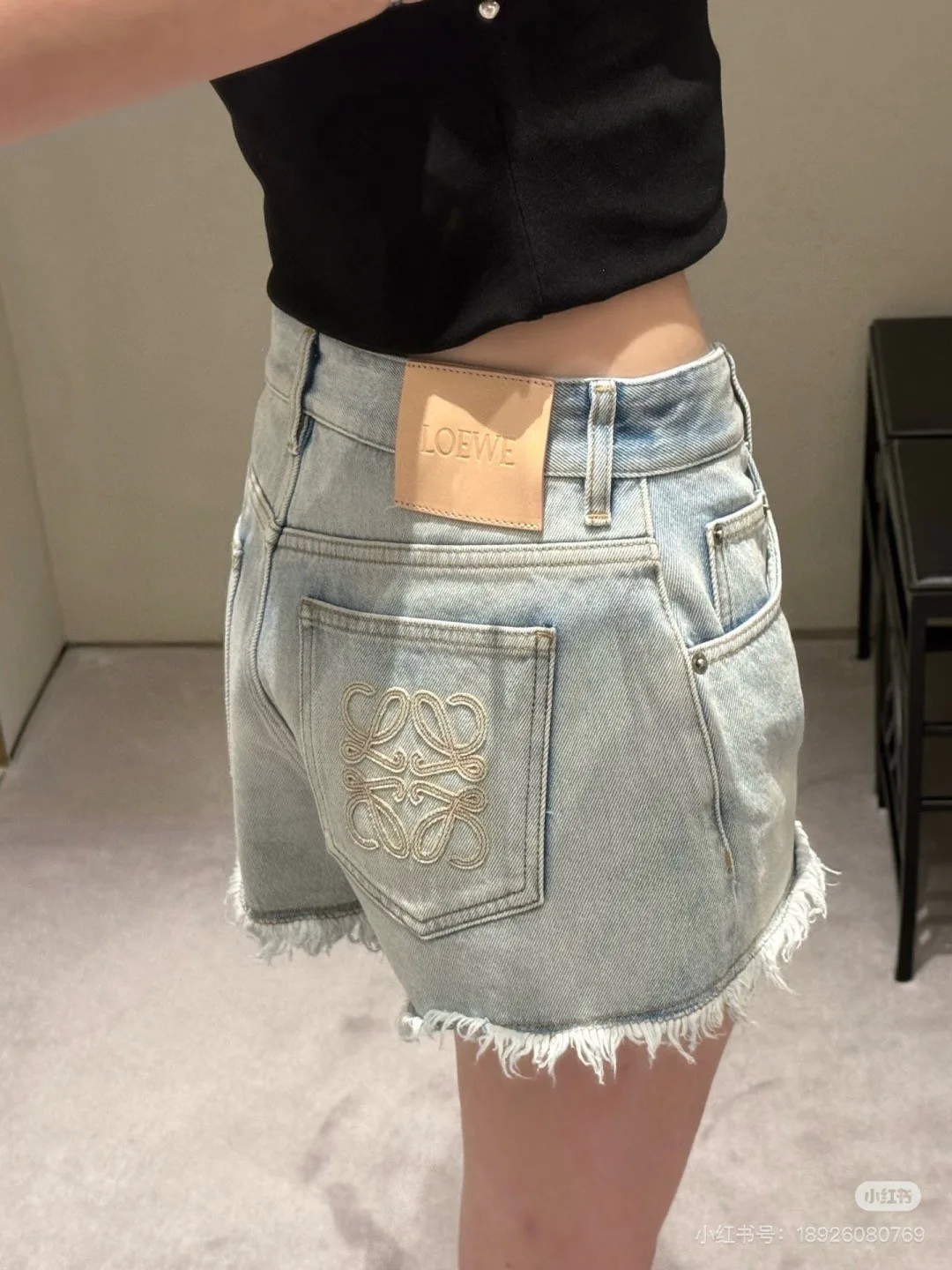Women's Shorts LOEWE 17339236