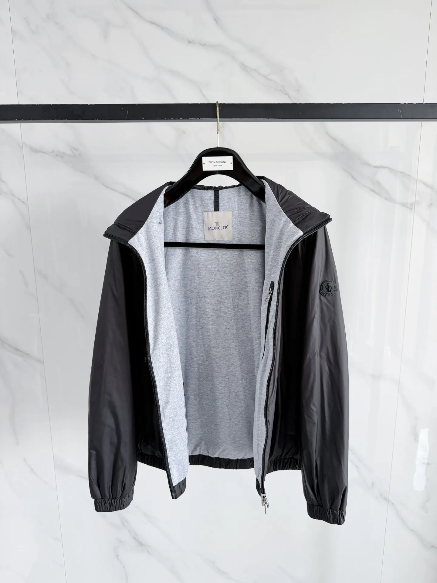 Men's Jackets And Down Jackets MONCLER 17993176