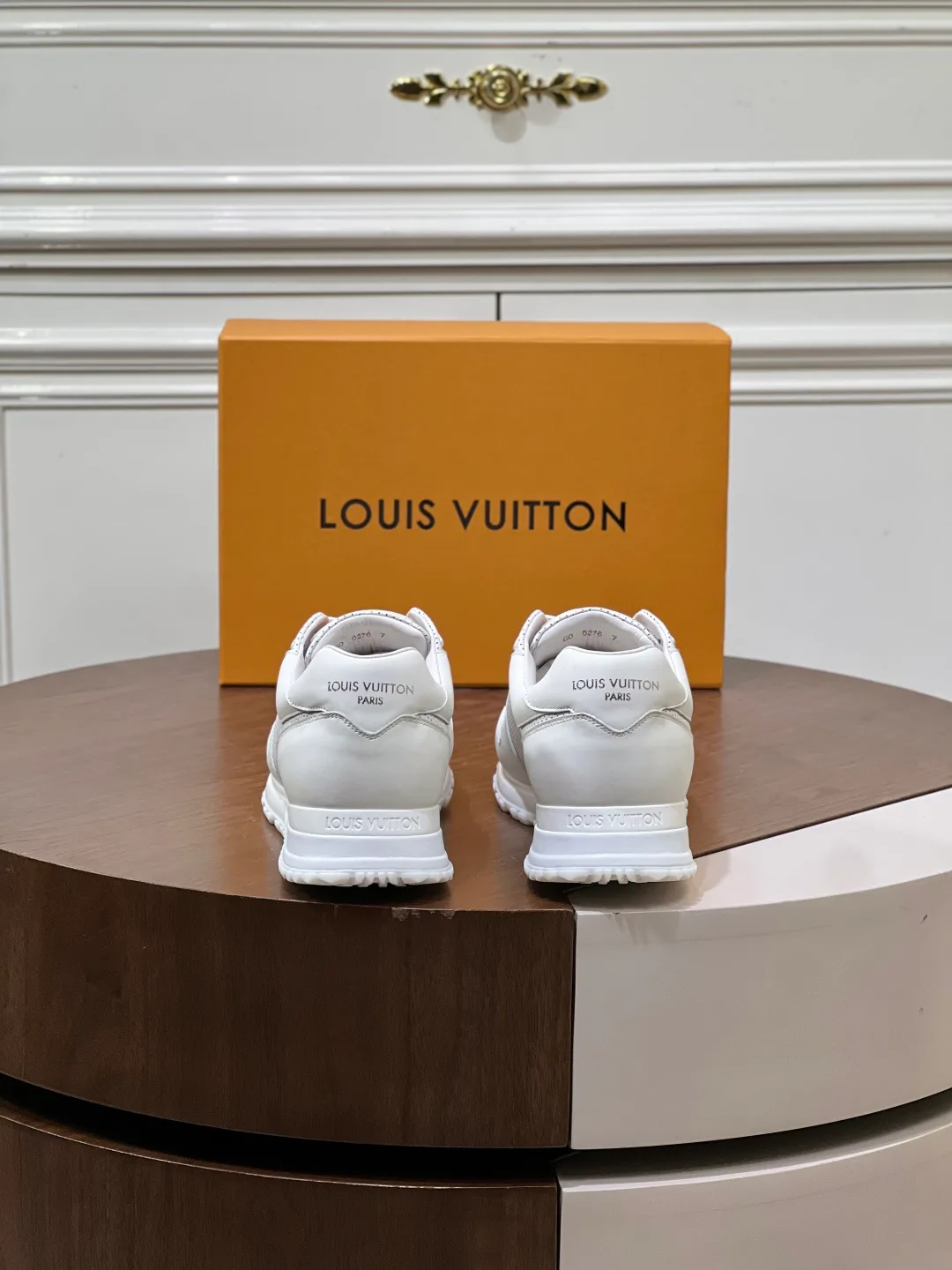 Men's Sneakers LOUIS VUITTON 18039348