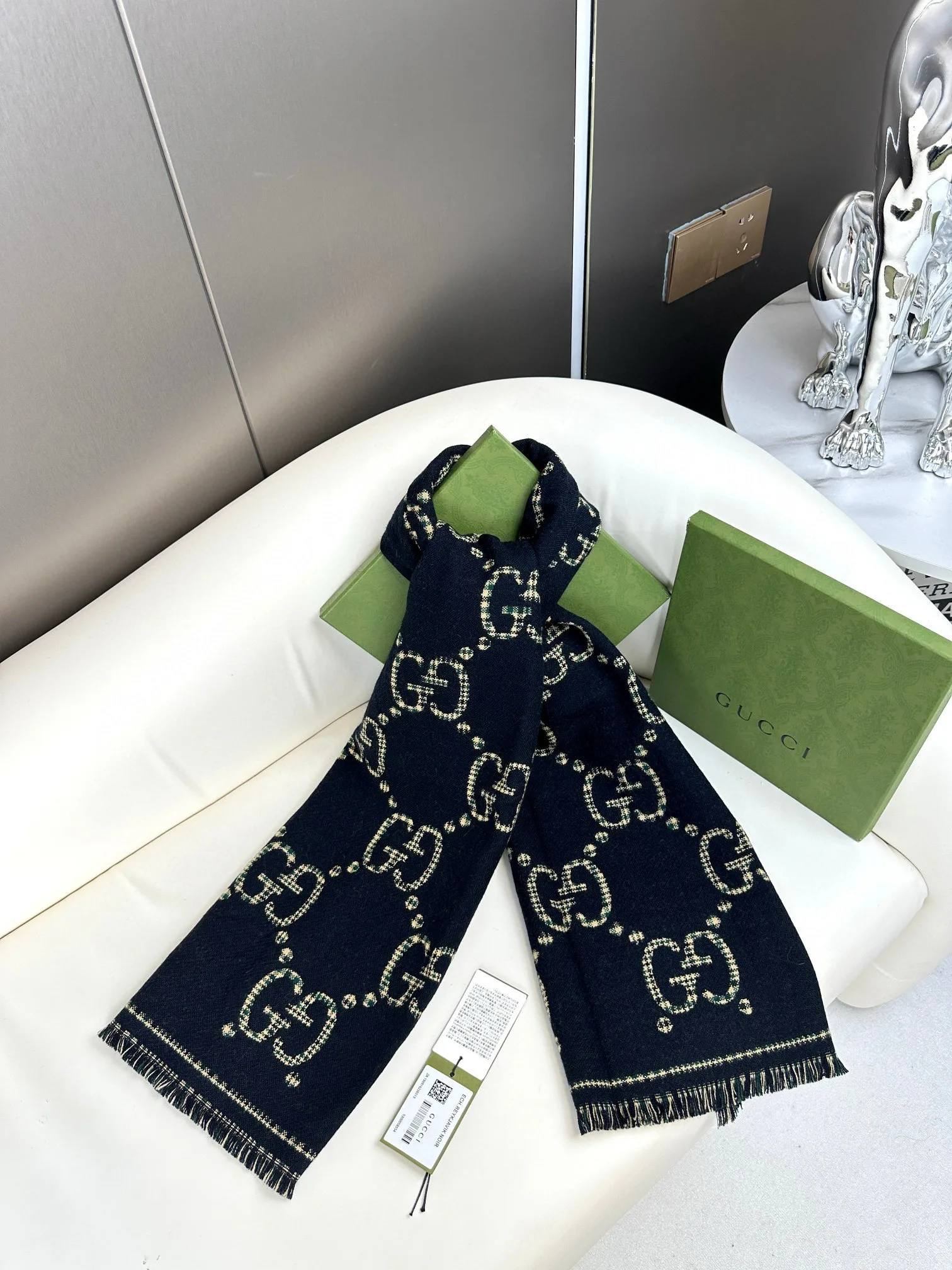 Scarves GUCCI 17911078