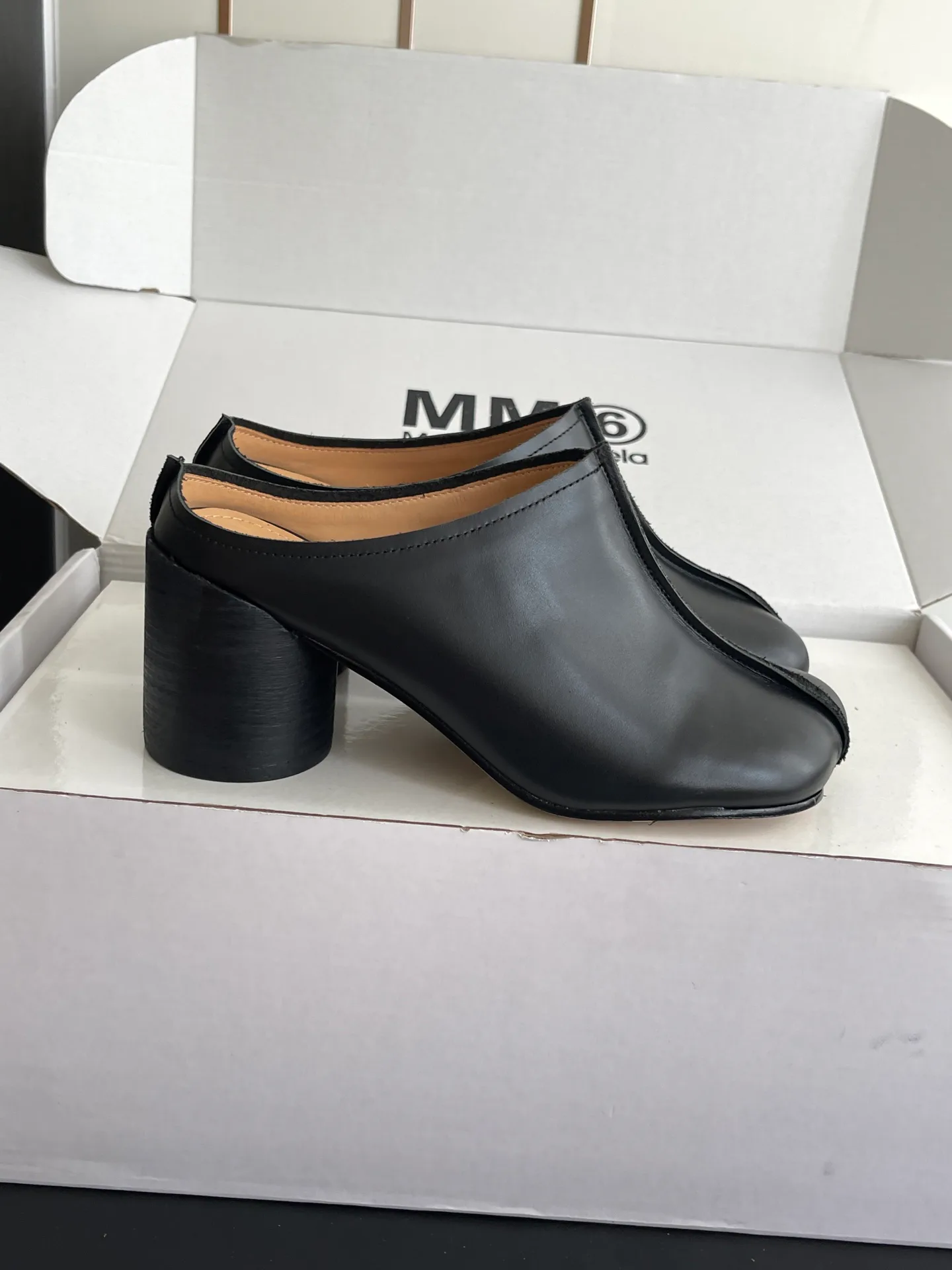 Women's Mules And Clogs MAISON MARGIELA 17554359