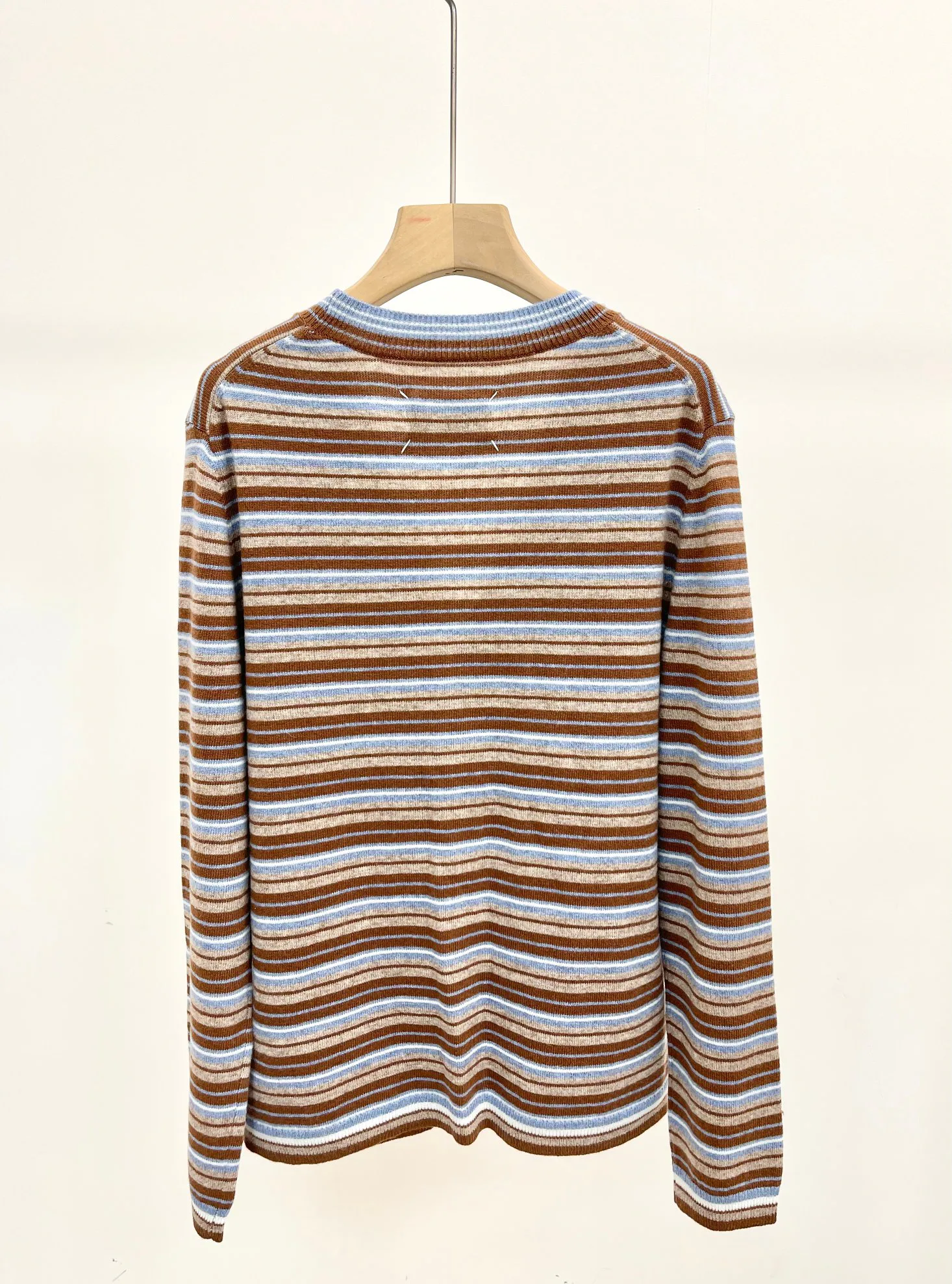 Women's Jumpers And Sweaters MAISON MARGIELA 18028227