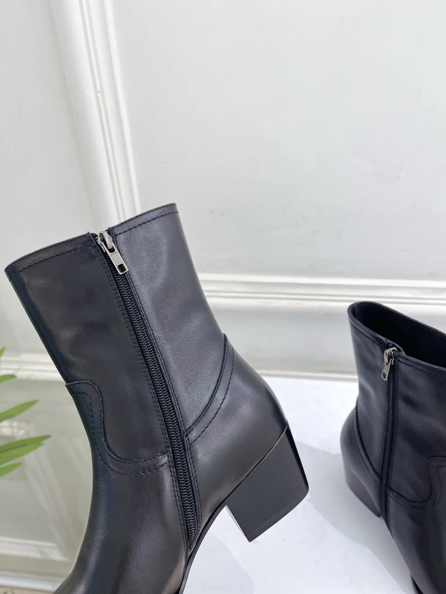 Women's Booties CELINE 18143140