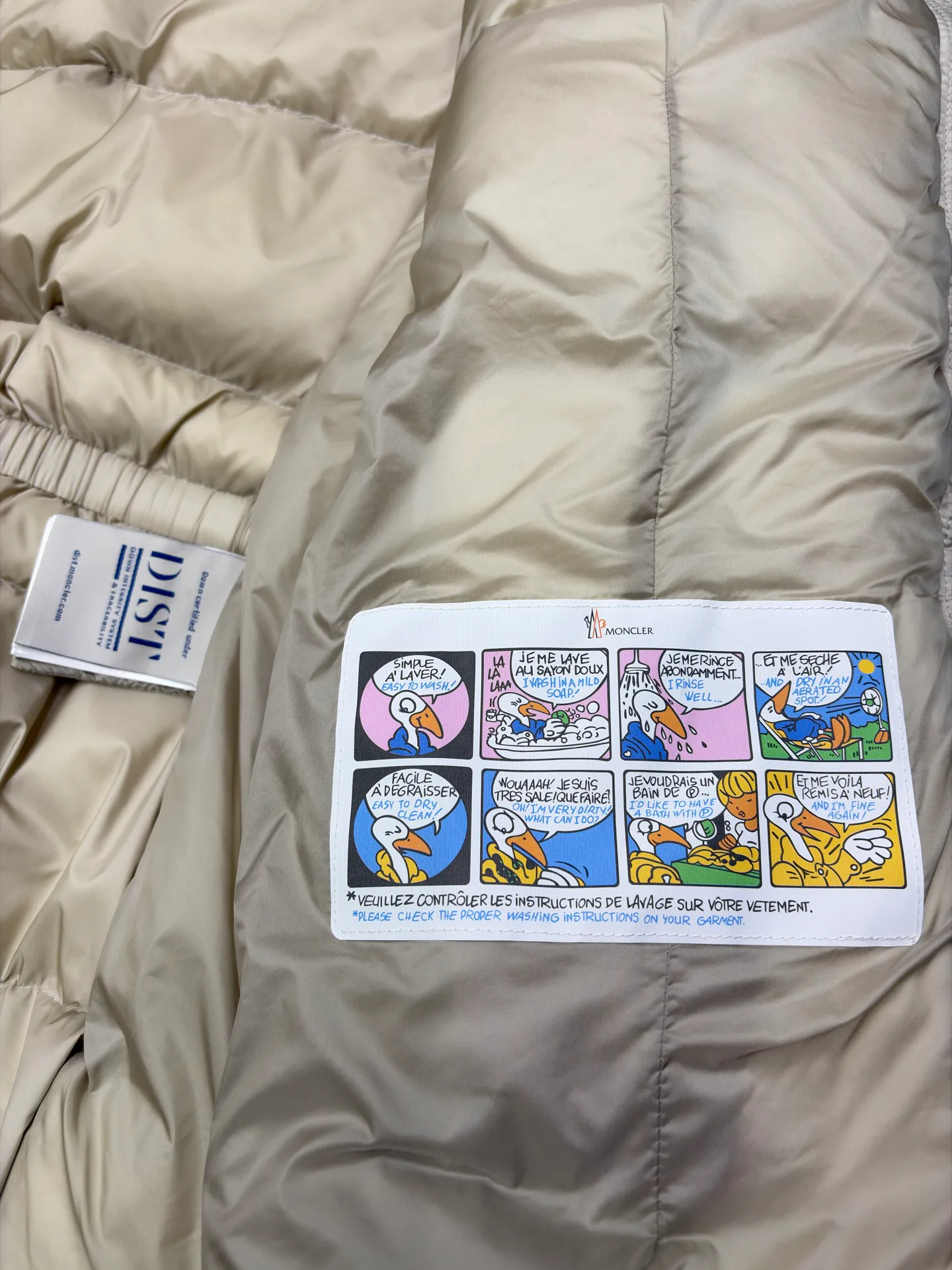 Women's Jackets And Down Jackets MONCLER 17801610