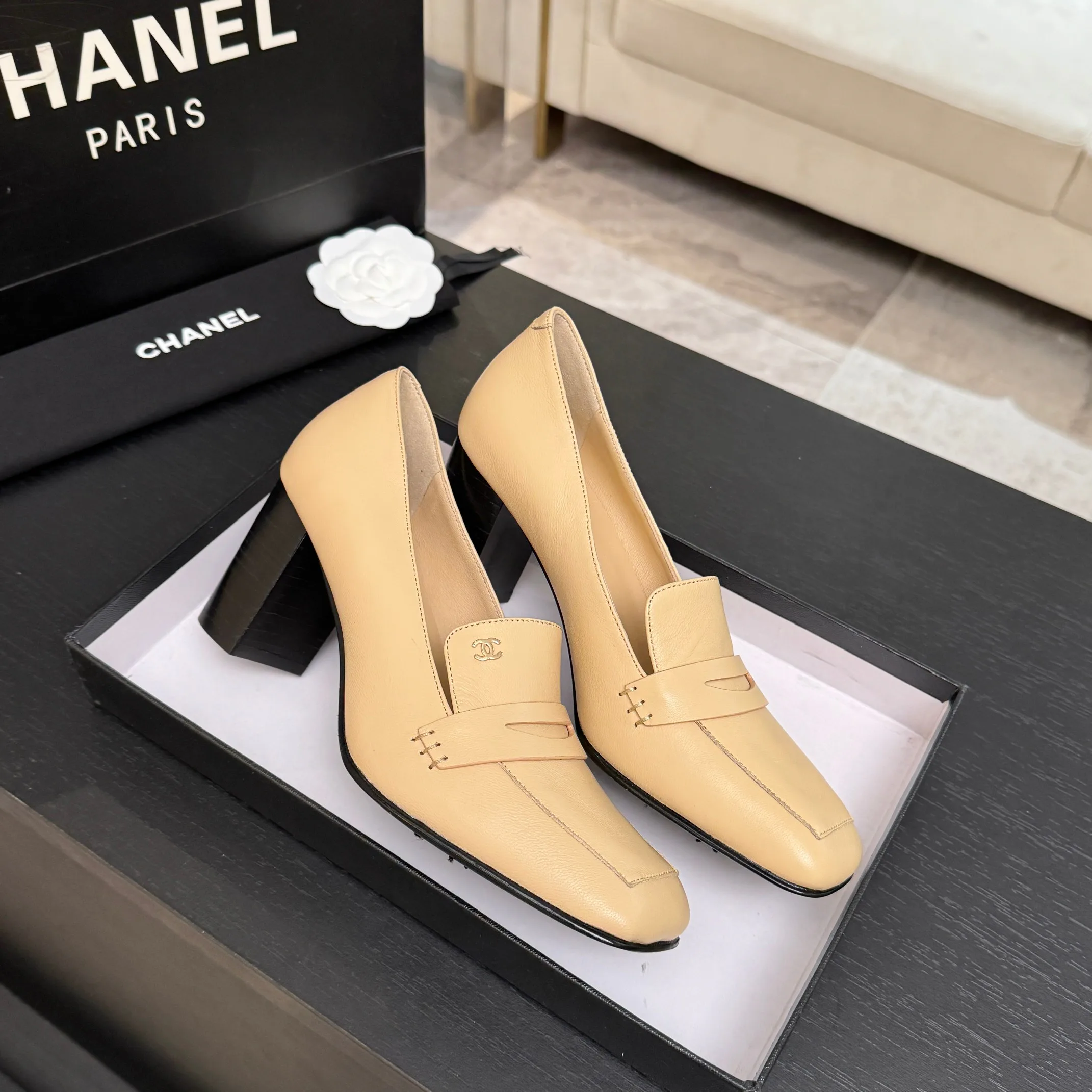 Women's Loafers And Moccasins CHANEL 18063093