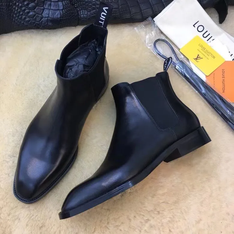 Men's Ankle Boots LOUIS VUITTON 17955338