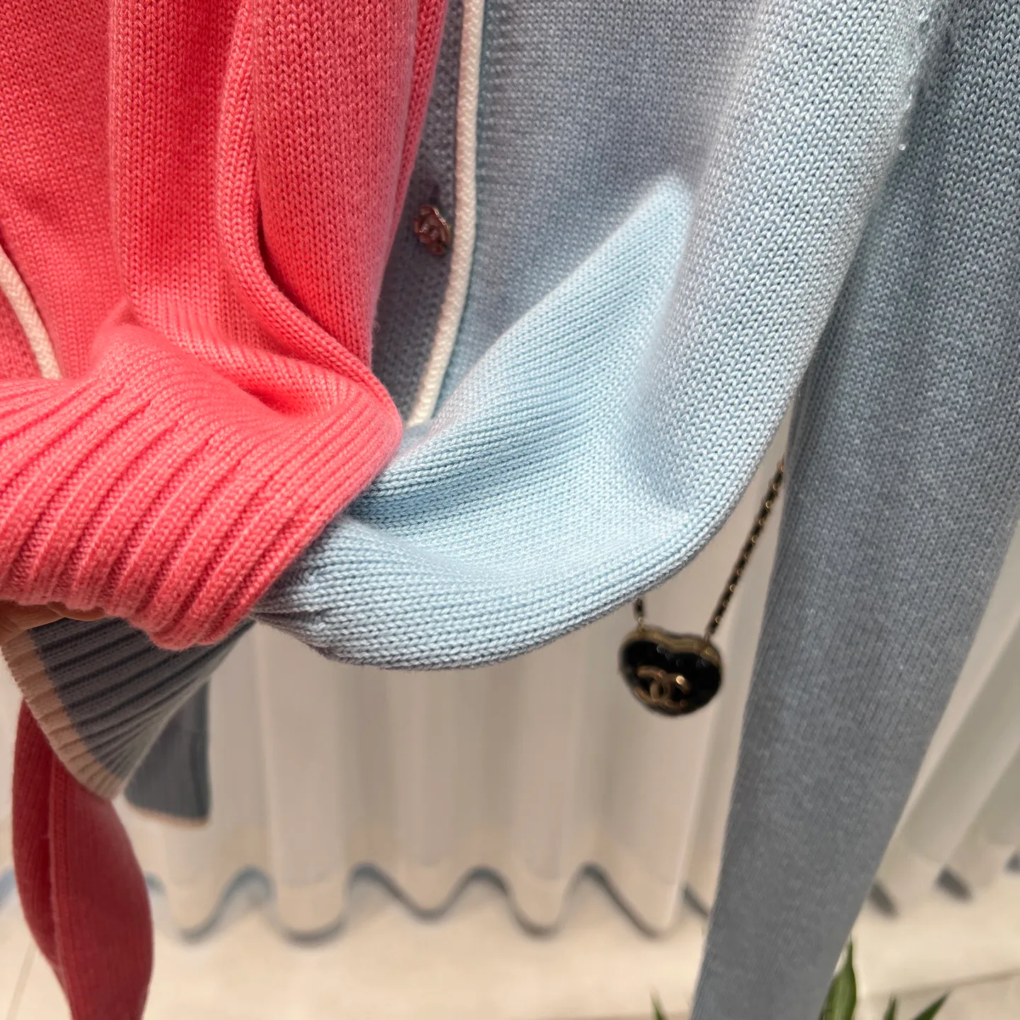Women's Jumpers And Sweaters CHANEL 18337895