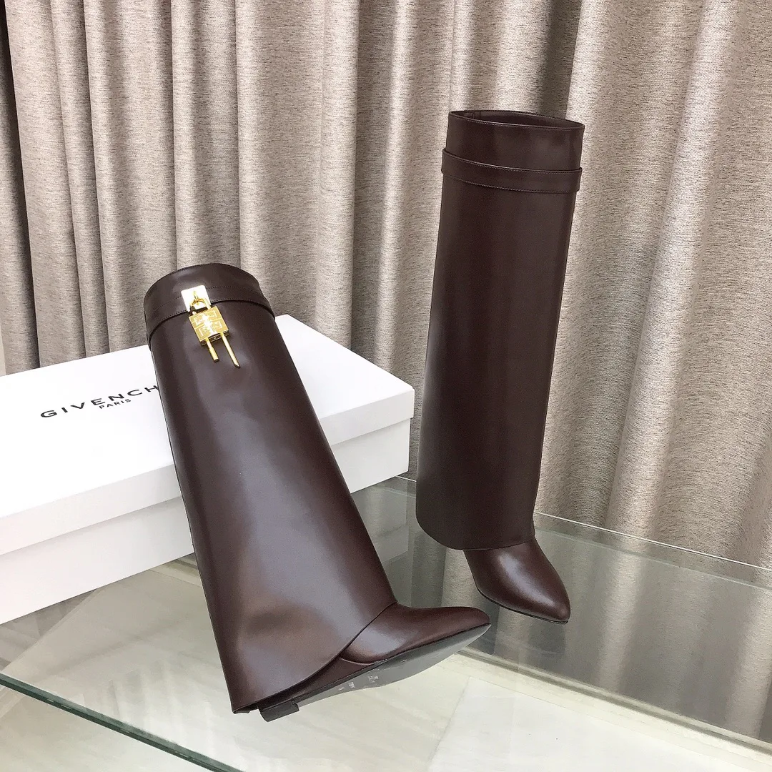 Women's Boots GIVENCHY 18294523