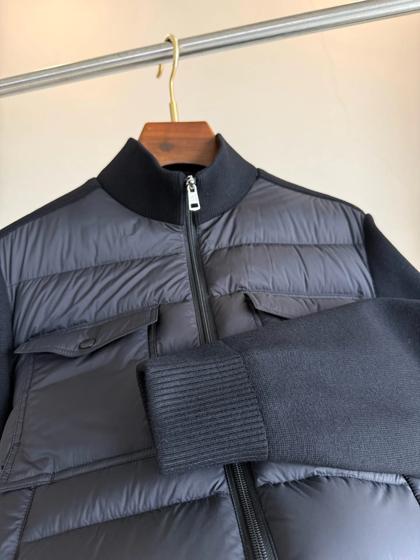 Men's Jackets And Down Jackets MONCLER 18084536