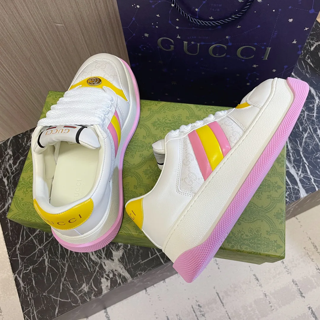 Women's Sneakers GUCCI 18011396