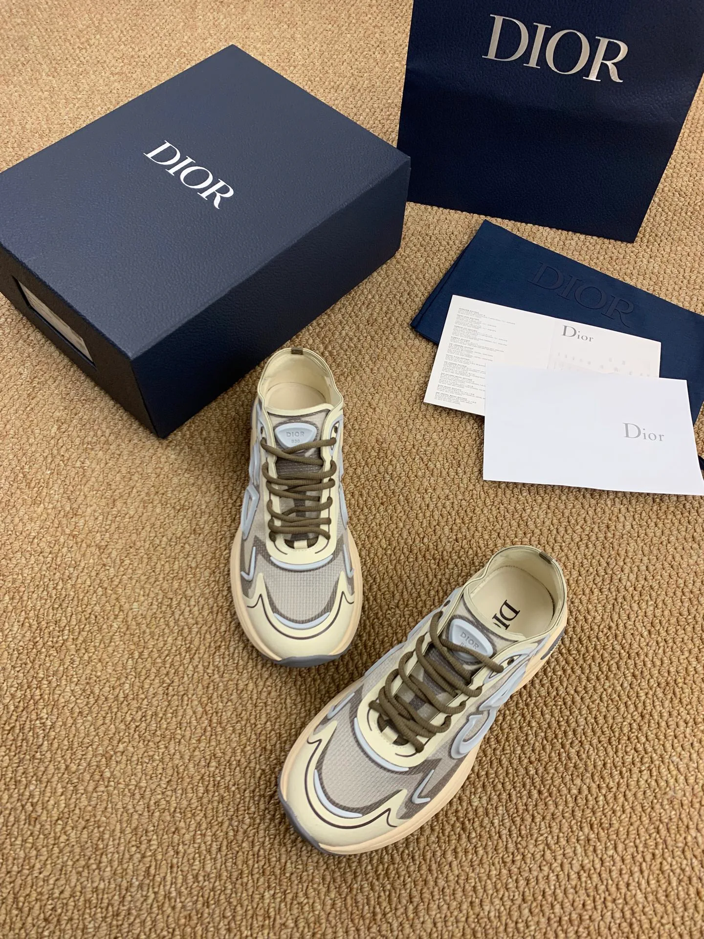 Women's Sneakers CHRISTIAN DIOR 17545172