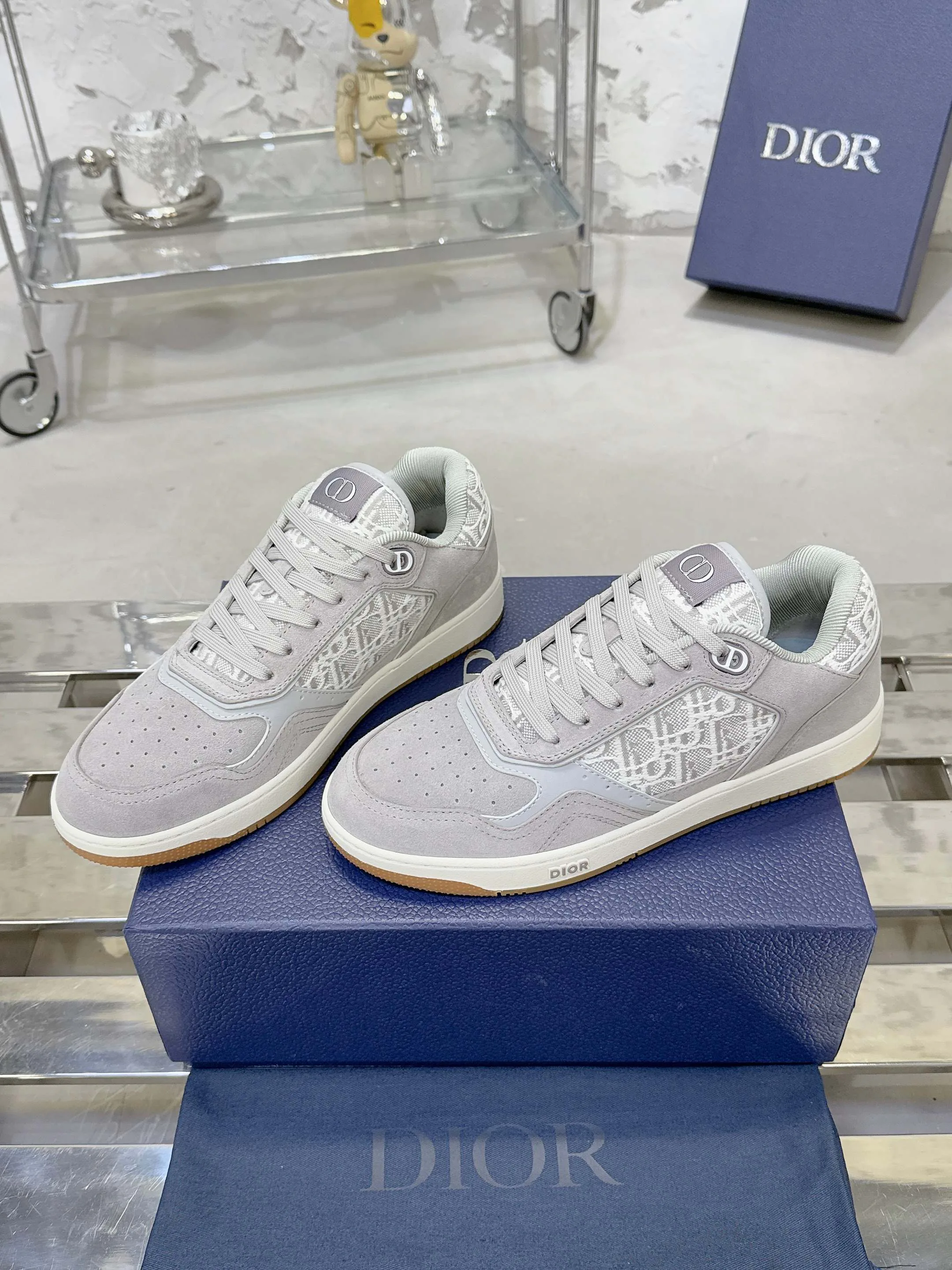Women's Sneakers CHRISTIAN DIOR 17467500