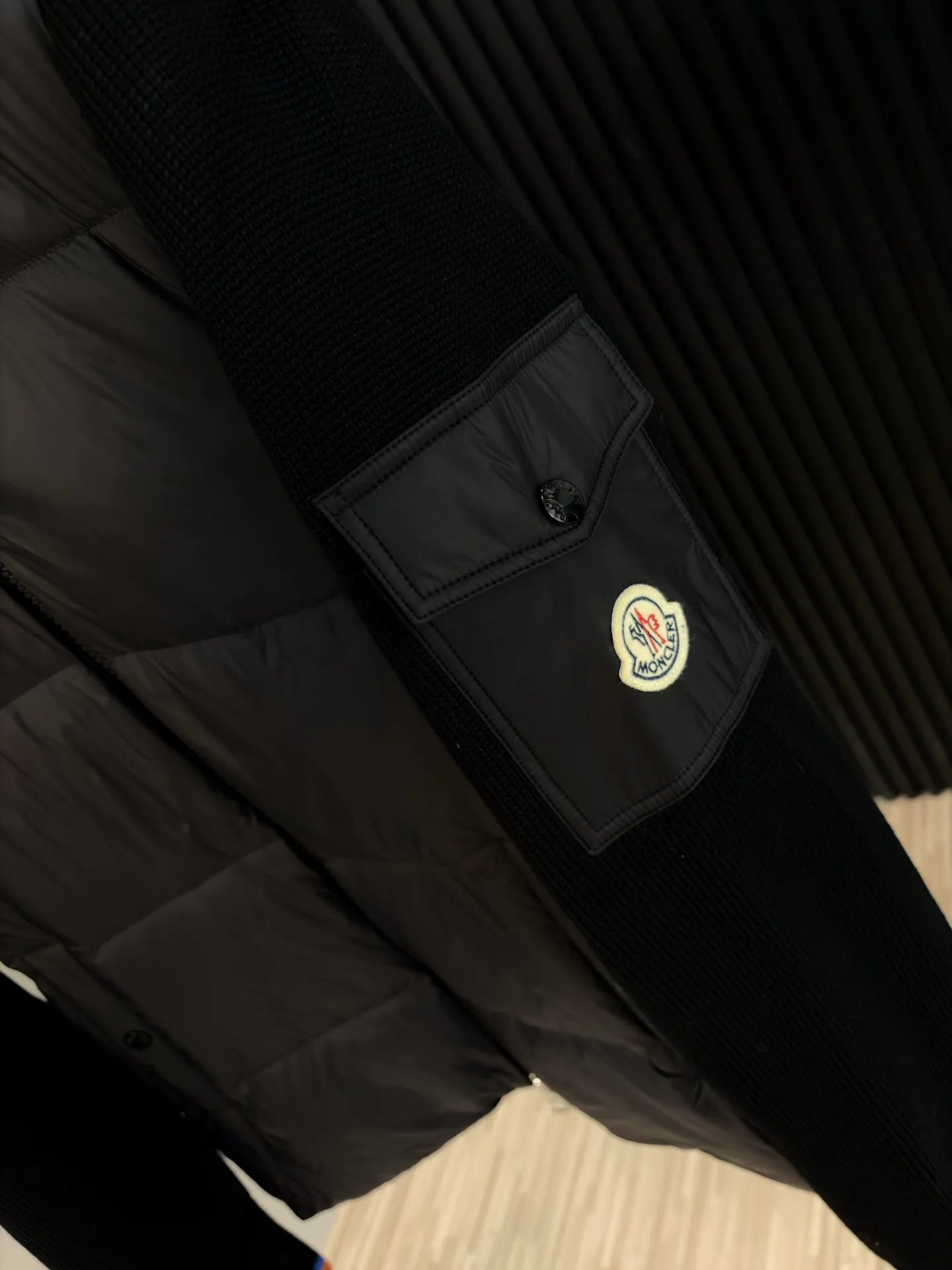 Men's Jackets And Down Jackets MONCLER 18218455