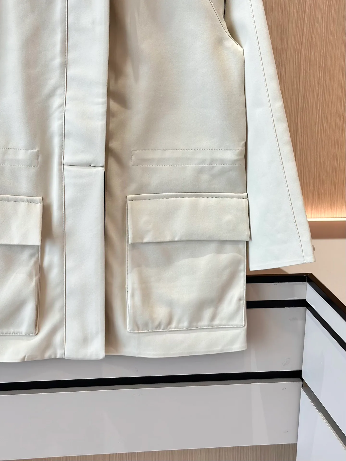 Women's Jackets And Down Jackets LORO PIANA 18197641