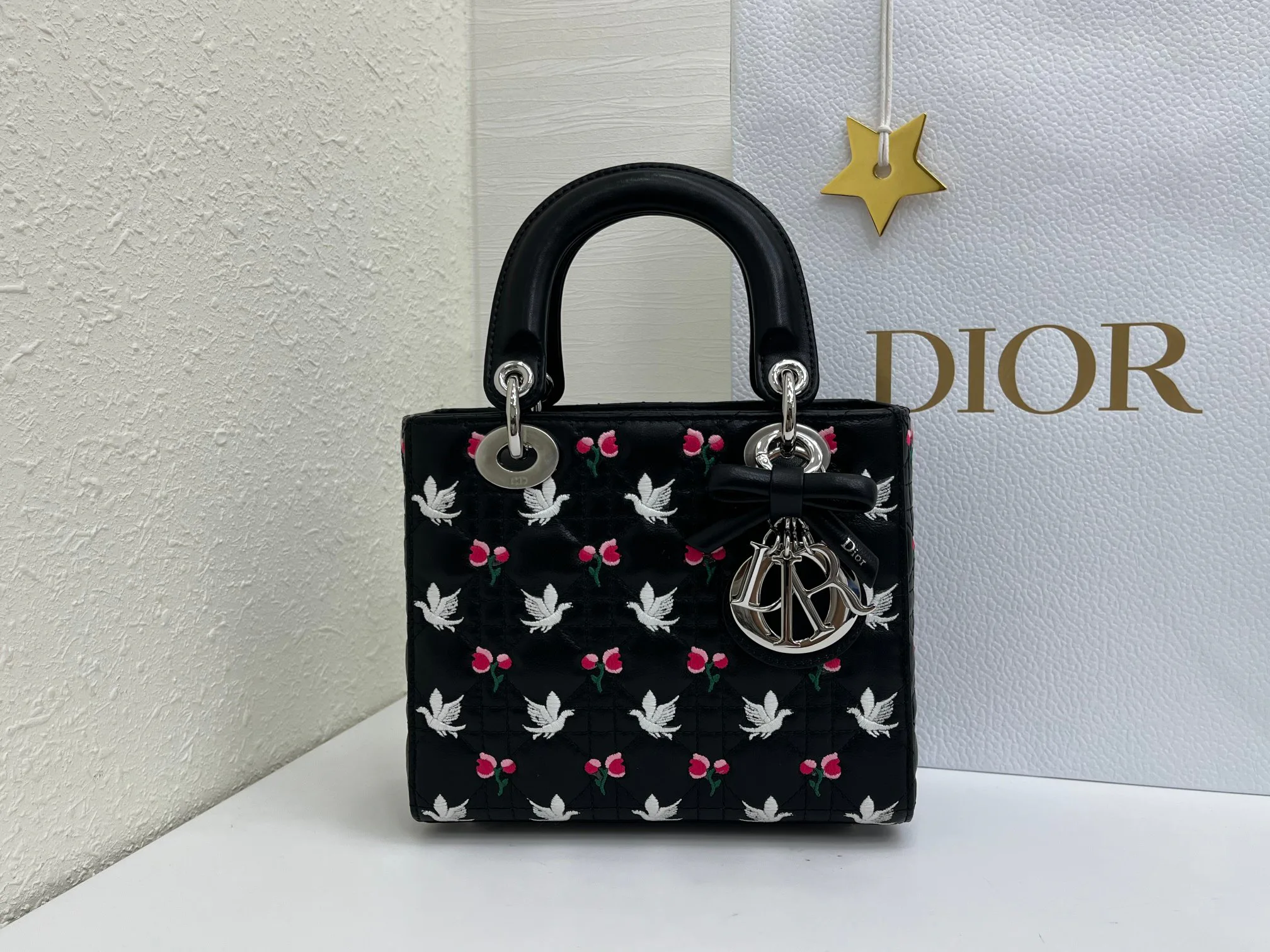Women's Classic Handbags CHRISTIAN DIOR 17407066