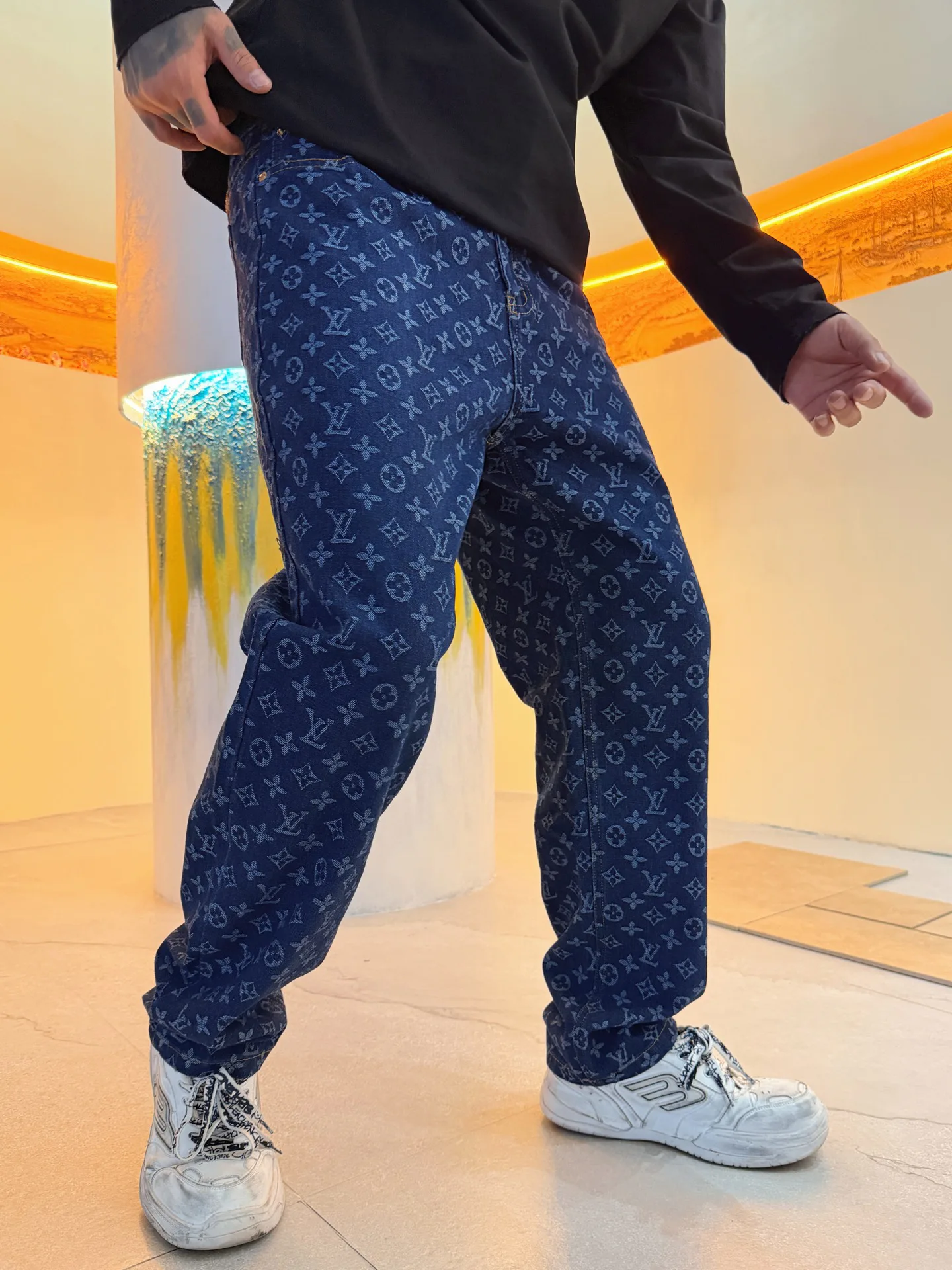Men's Jeans LOUIS VUITTON 18499630