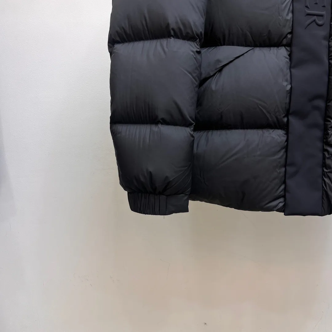 Men's Jackets And Down Jackets MONCLER 18285014