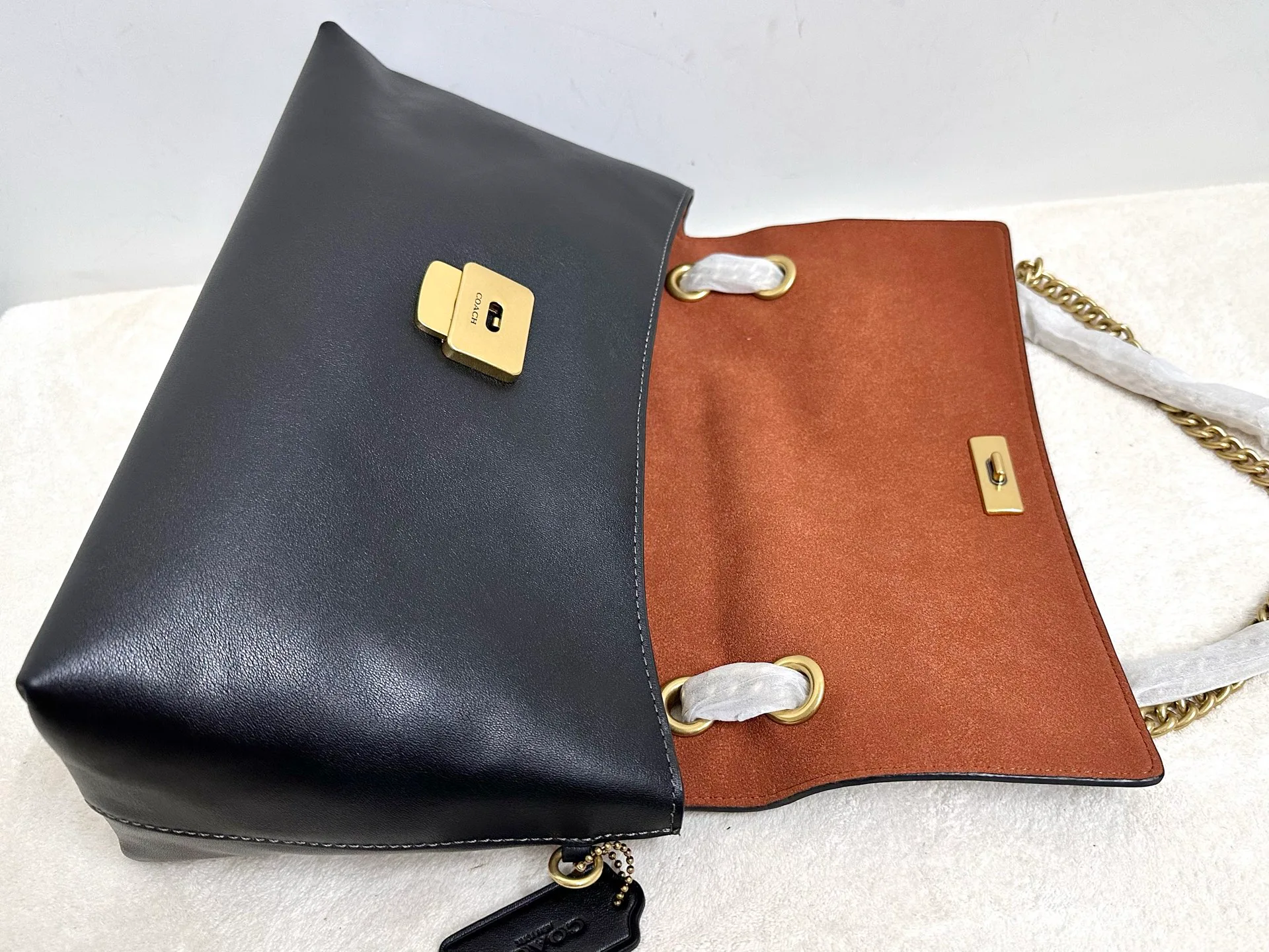 Women's Classic Handbags COACH 18517346