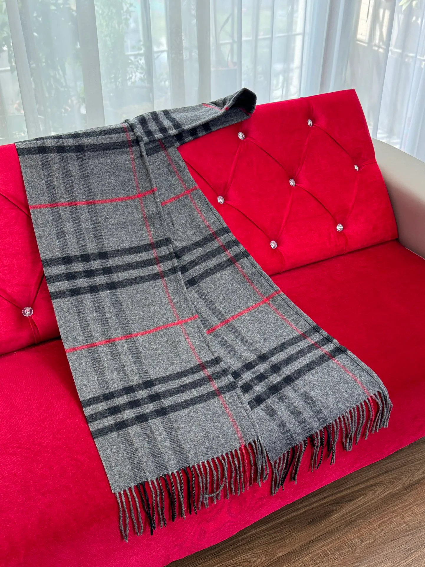 Scarves BURBERRY 18287602