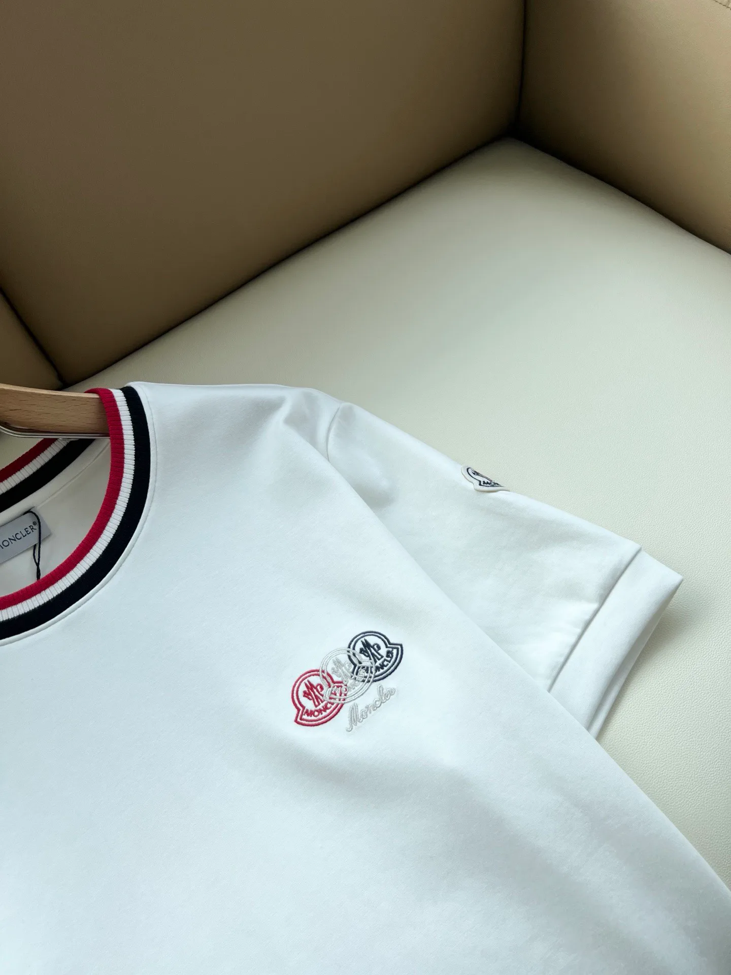 Футболки Мужские Moncler 18592710