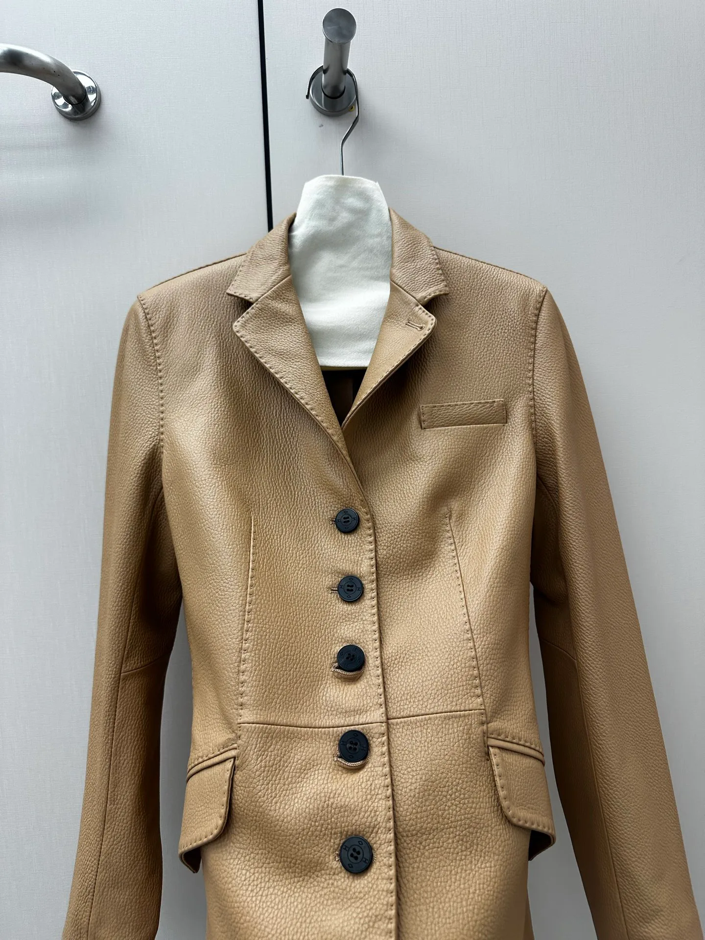 Women's Leather Jackets And Sheepskin Coats HERMES 17341011