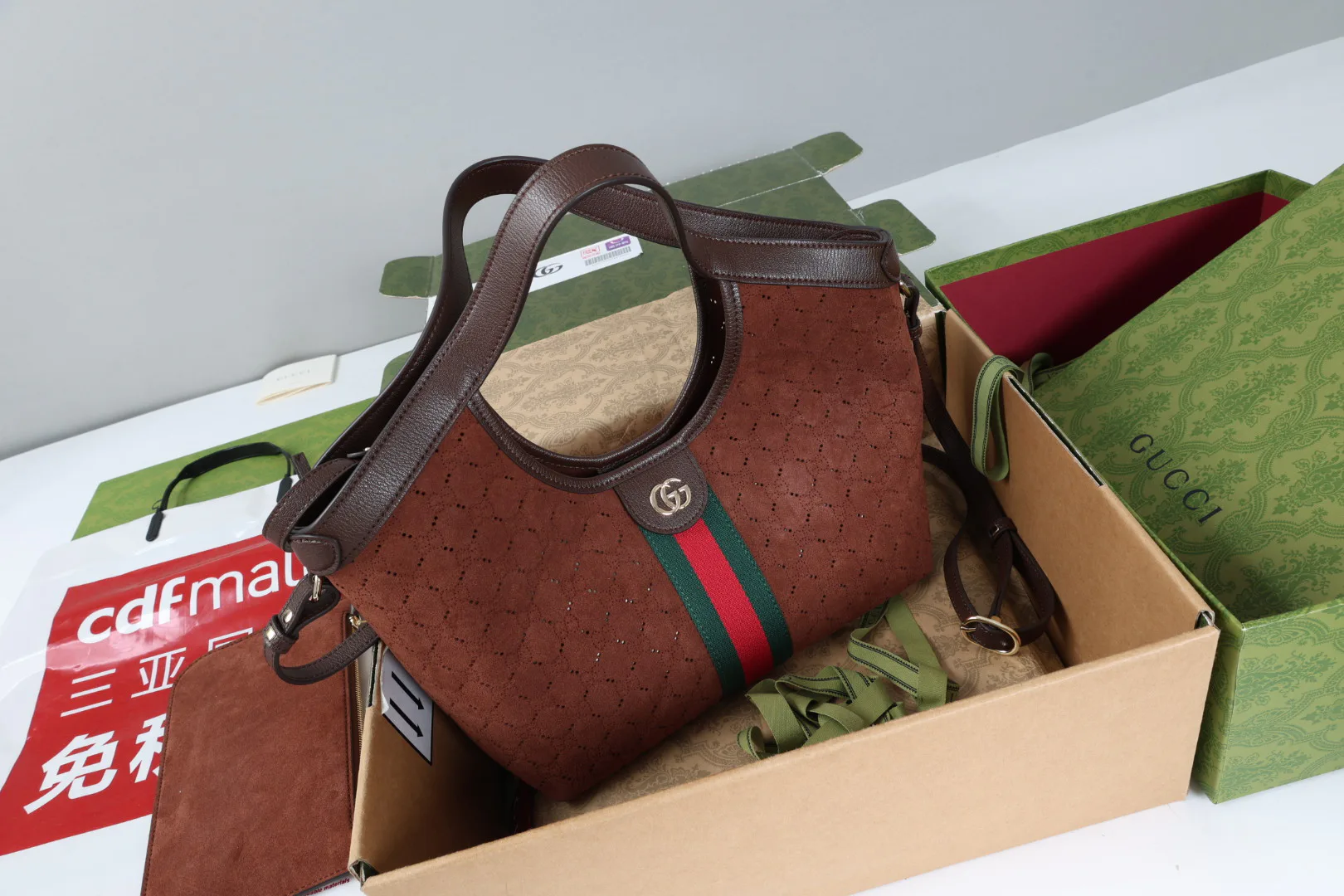 Women's Classic Handbags GUCCI 18004289