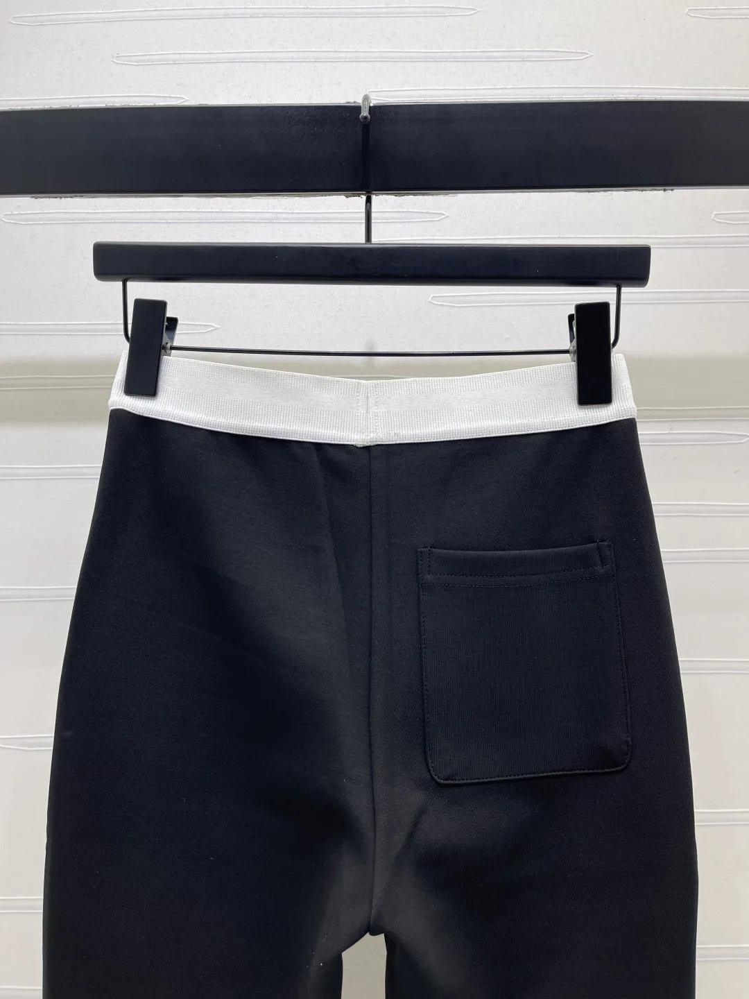 Women's Trousers CHANEL 17901773
