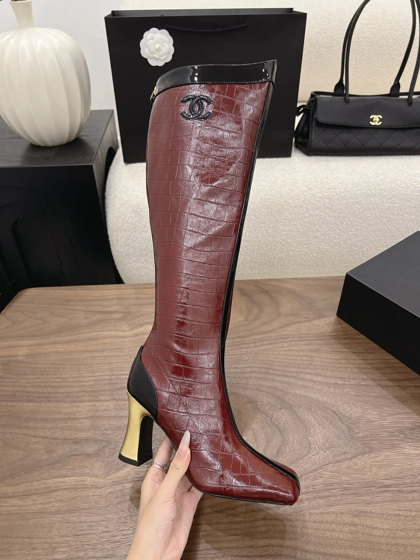 Women's Boots CHANEL 17349805