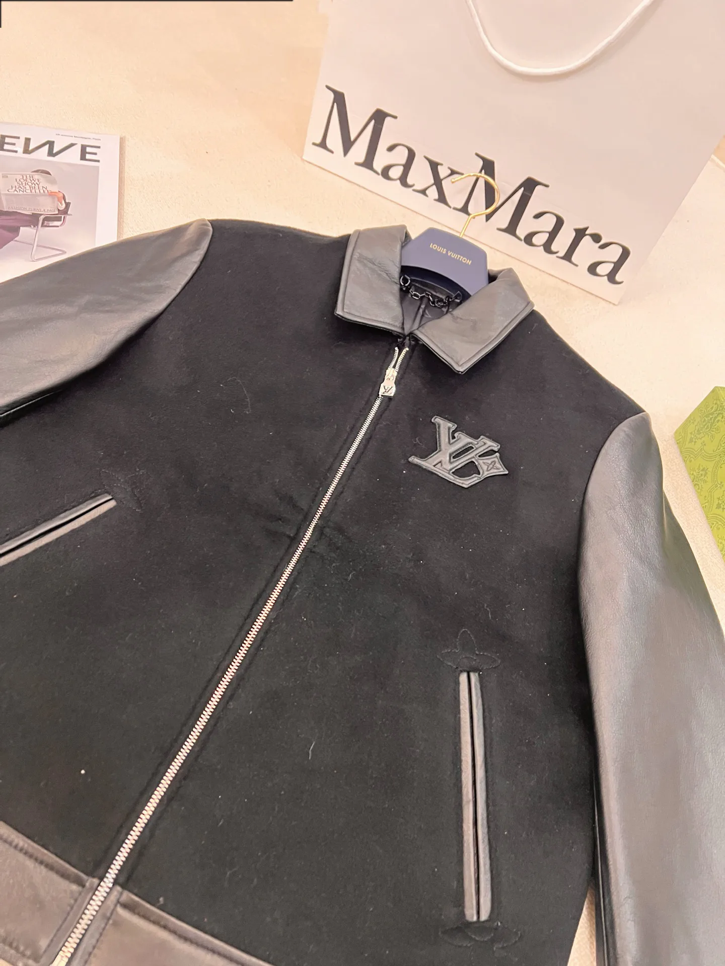 Women's Leather Jackets And Sheepskin Coats LOUIS VUITTON 18408987