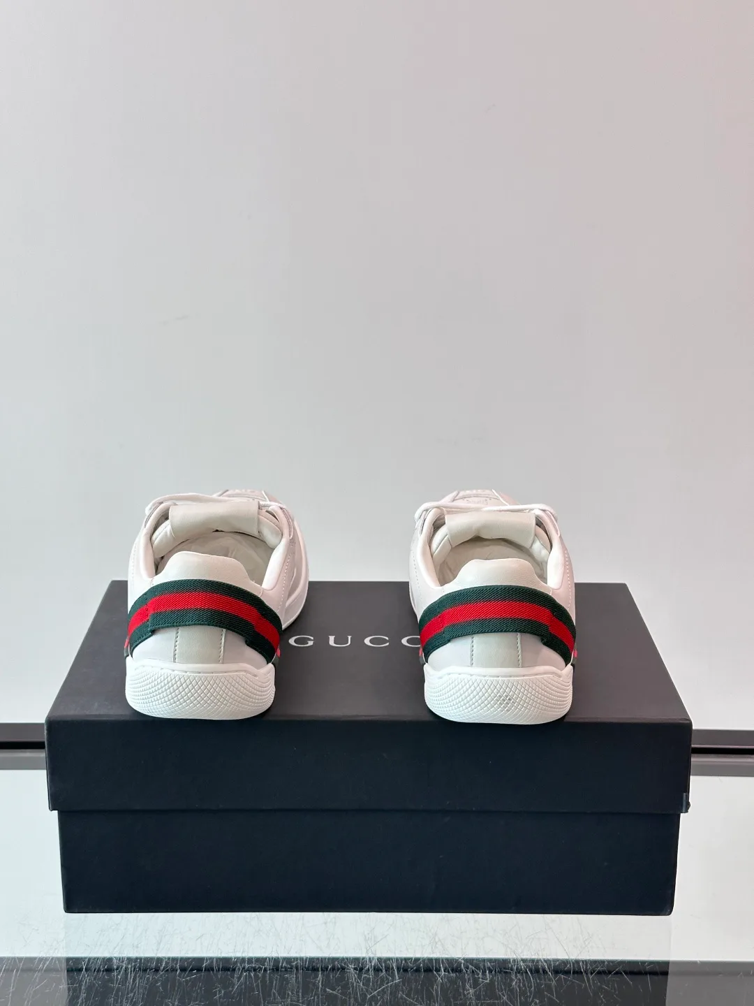 Women's Sneakers GUCCI 18449389
