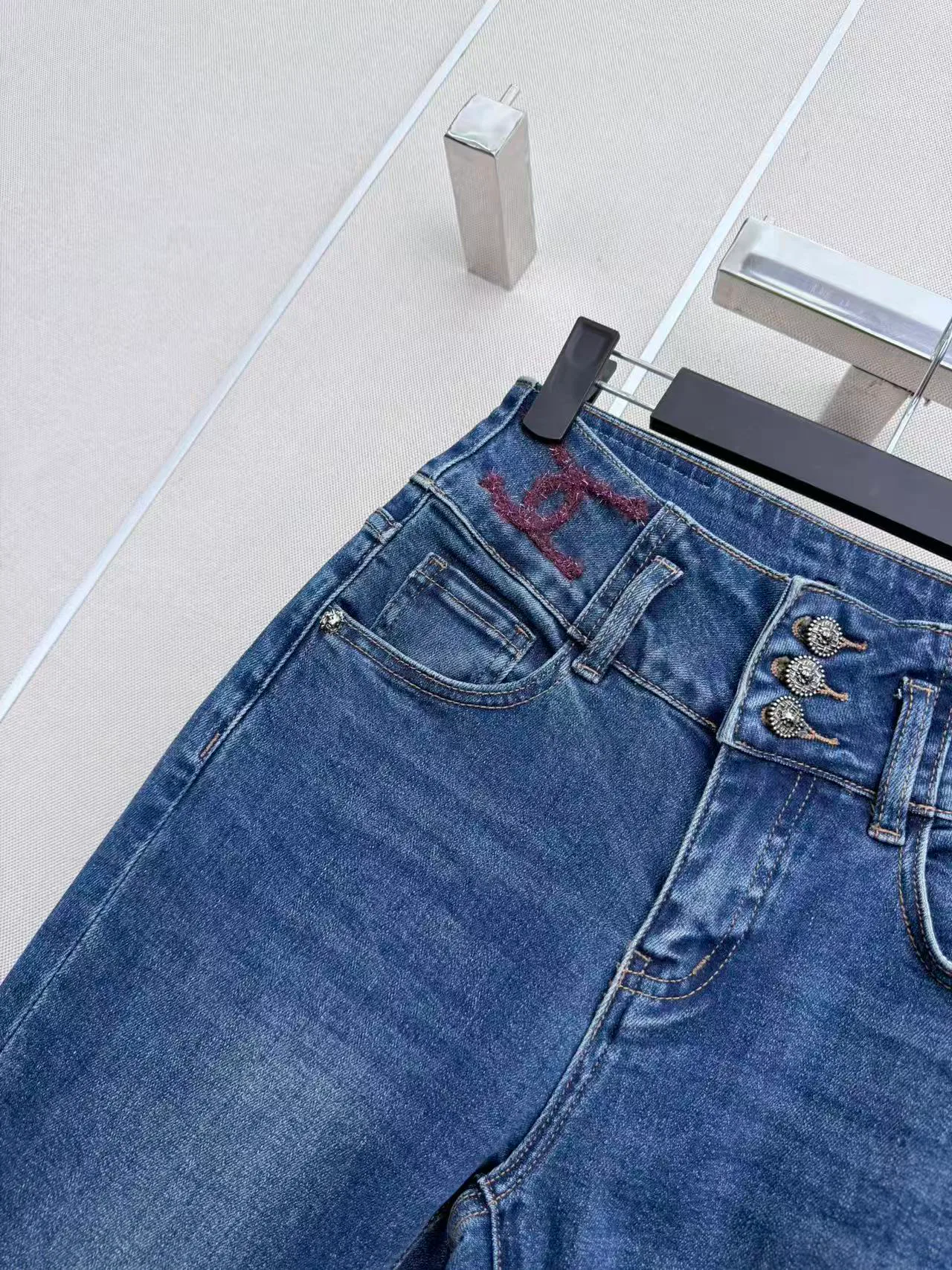 Women's Jeans CHANEL 18501854