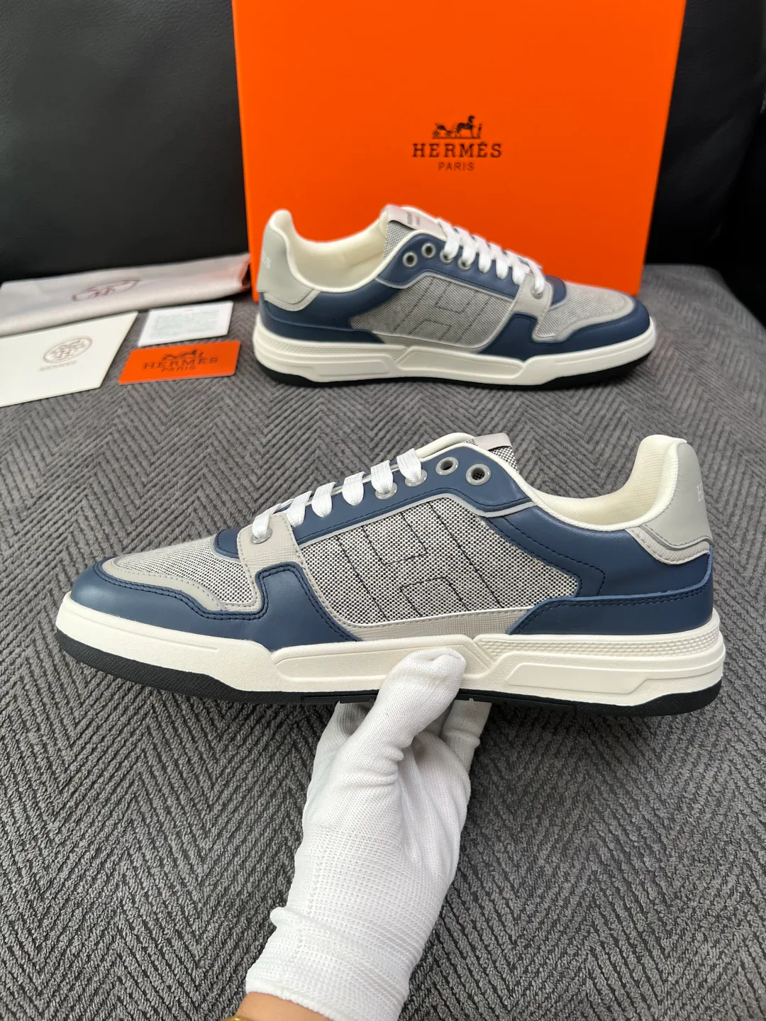 Men's Sneakers HERMES 18495423