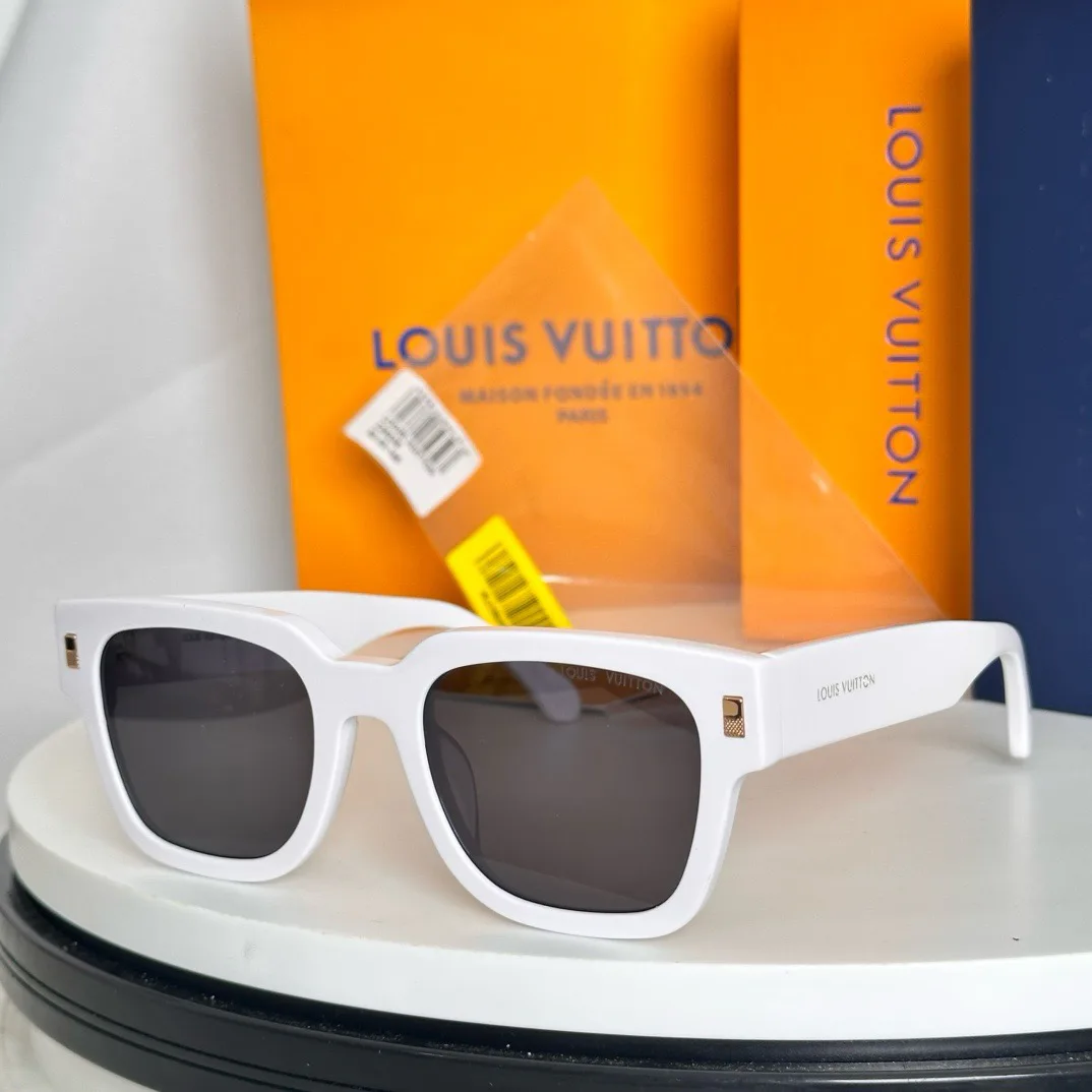 Glasses LOUIS VUITTON 17646795