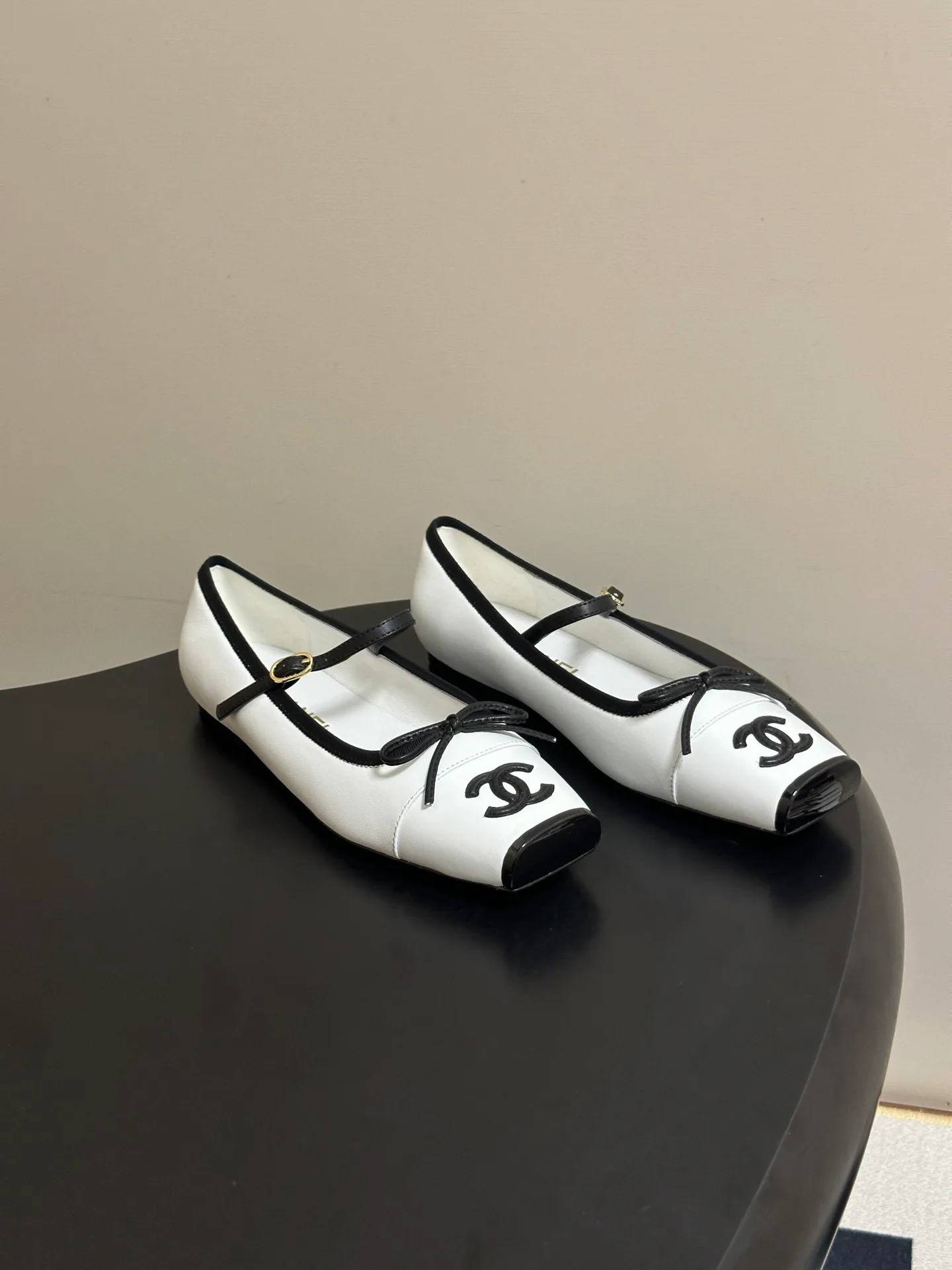 Women's Heels CHANEL 17338401