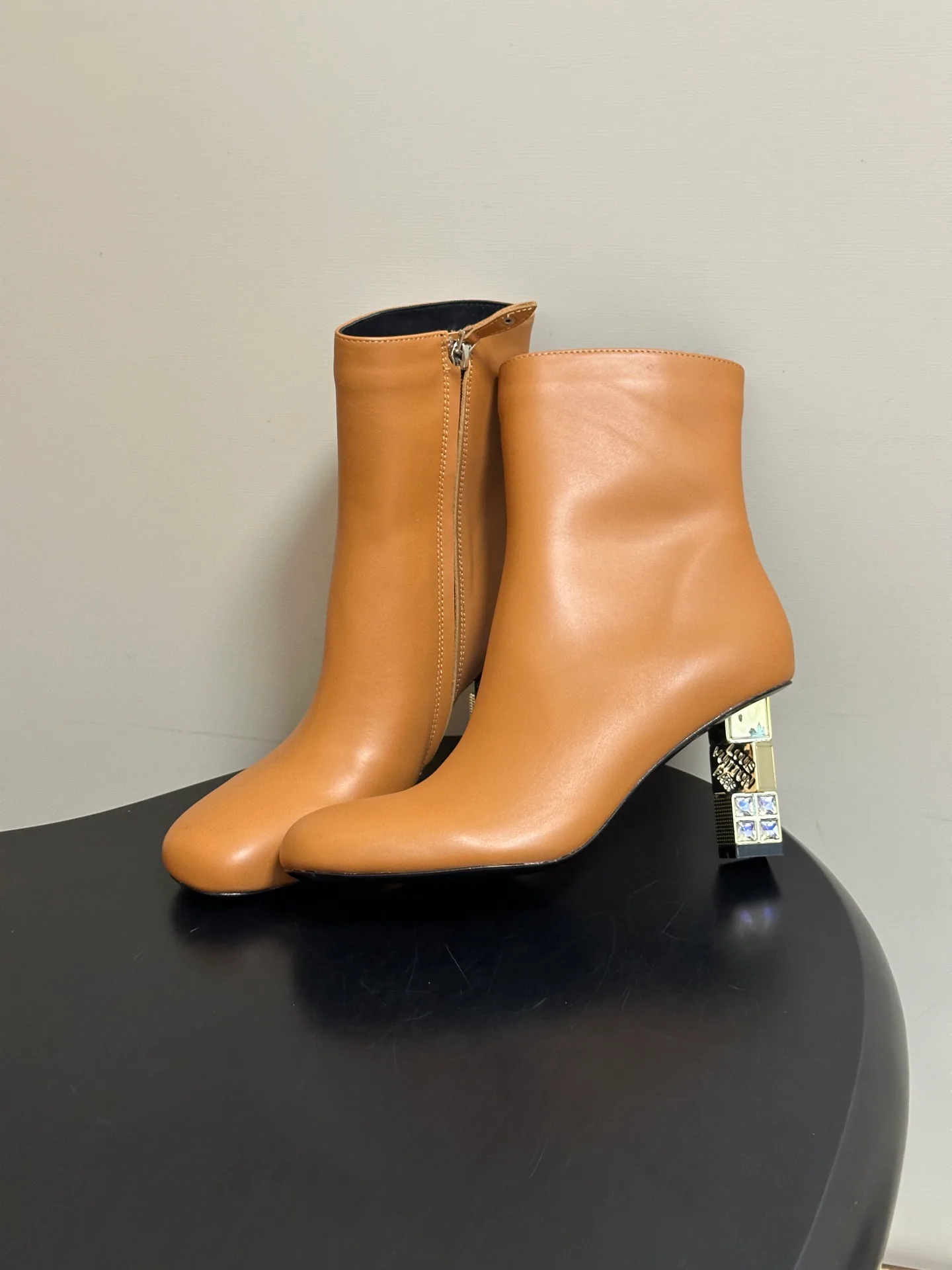 Women's Booties LOUIS VUITTON 18388131