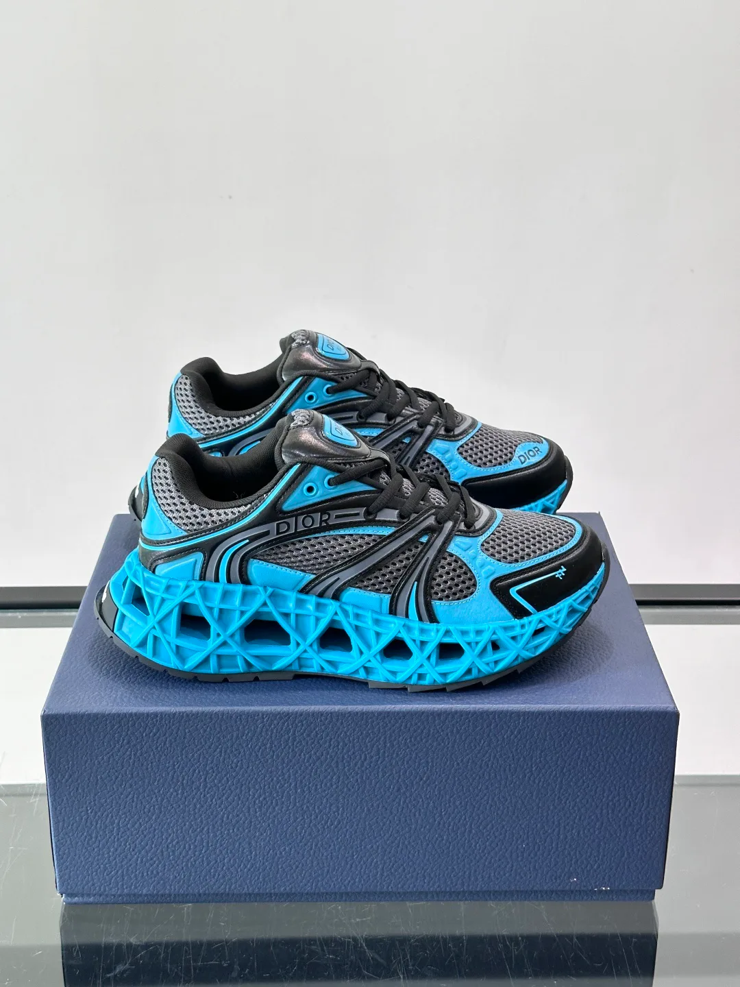 Women's Sneakers CHRISTIAN DIOR 18102561