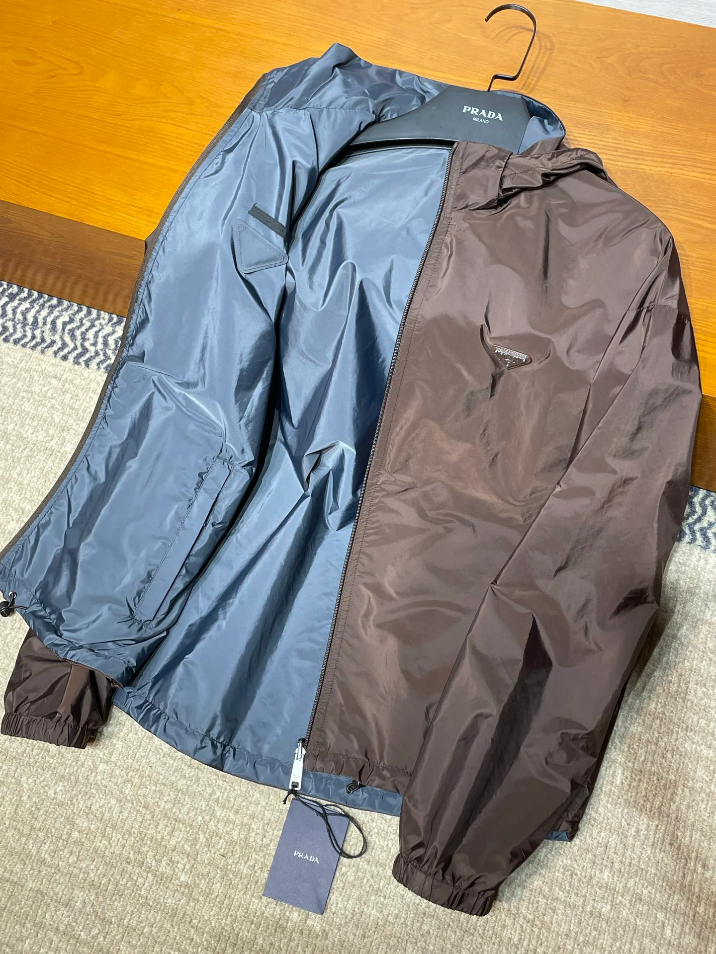 Women's Jackets And Down Jackets PRADA 18236043
