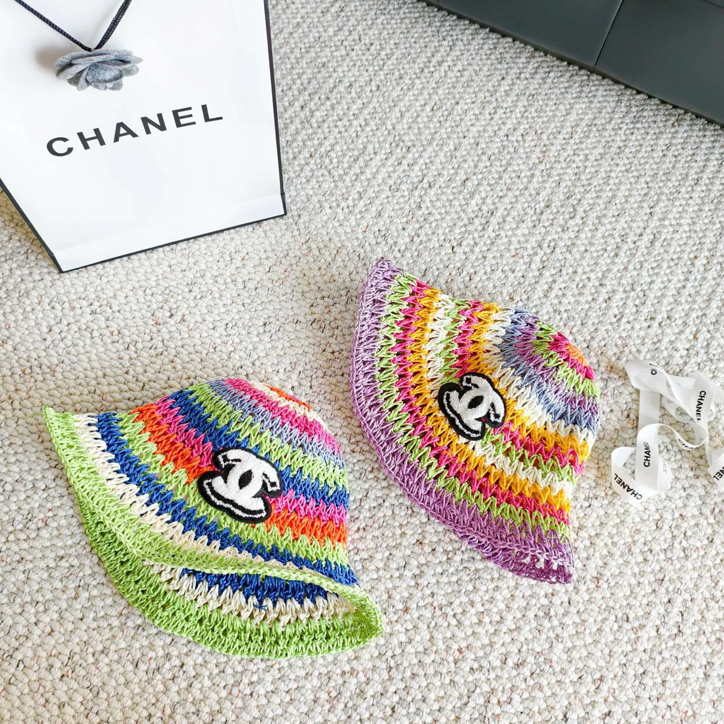 Hats CHANEL 17498315