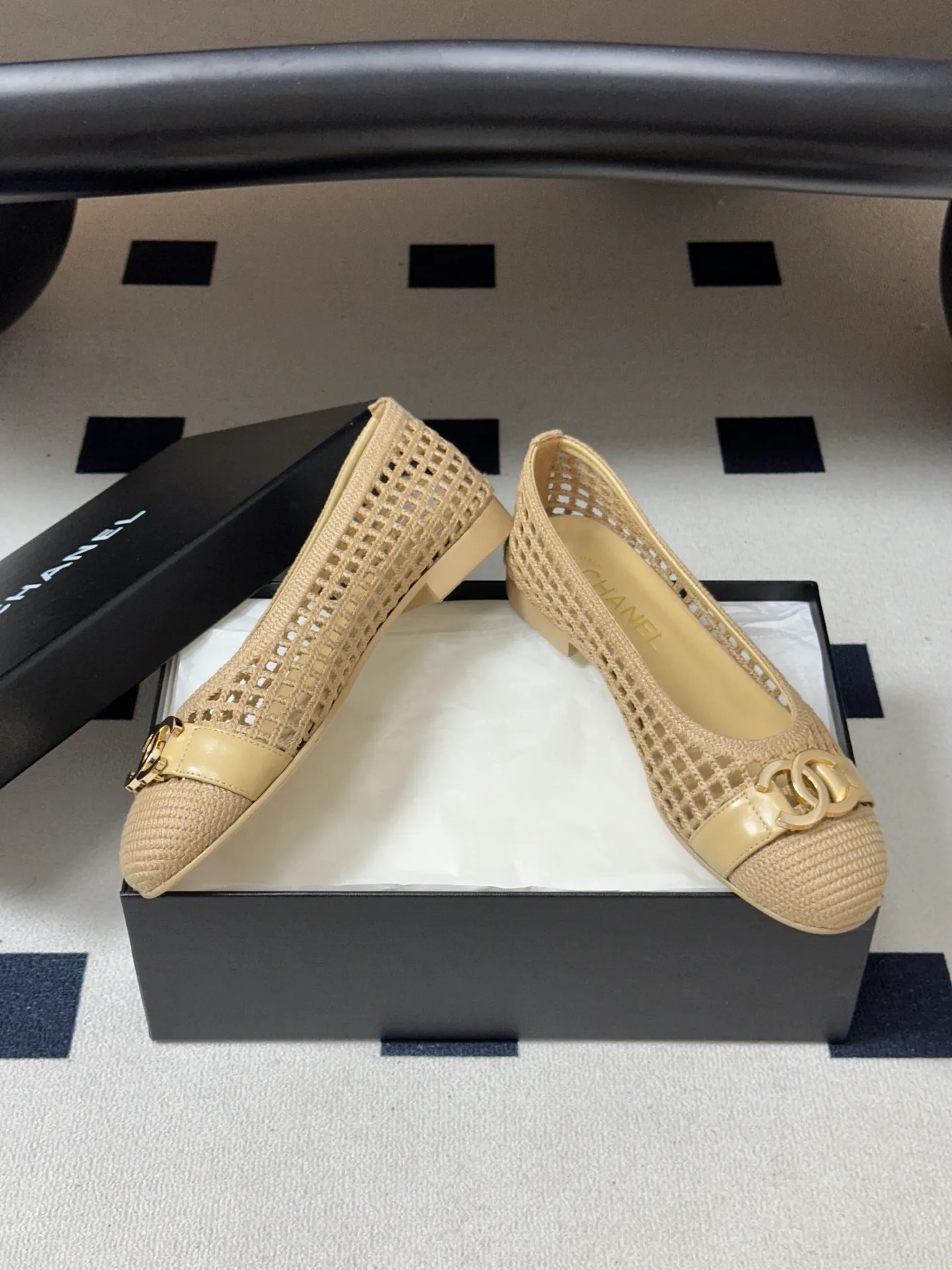 Women's Ballet Flats CHANEL 17403438