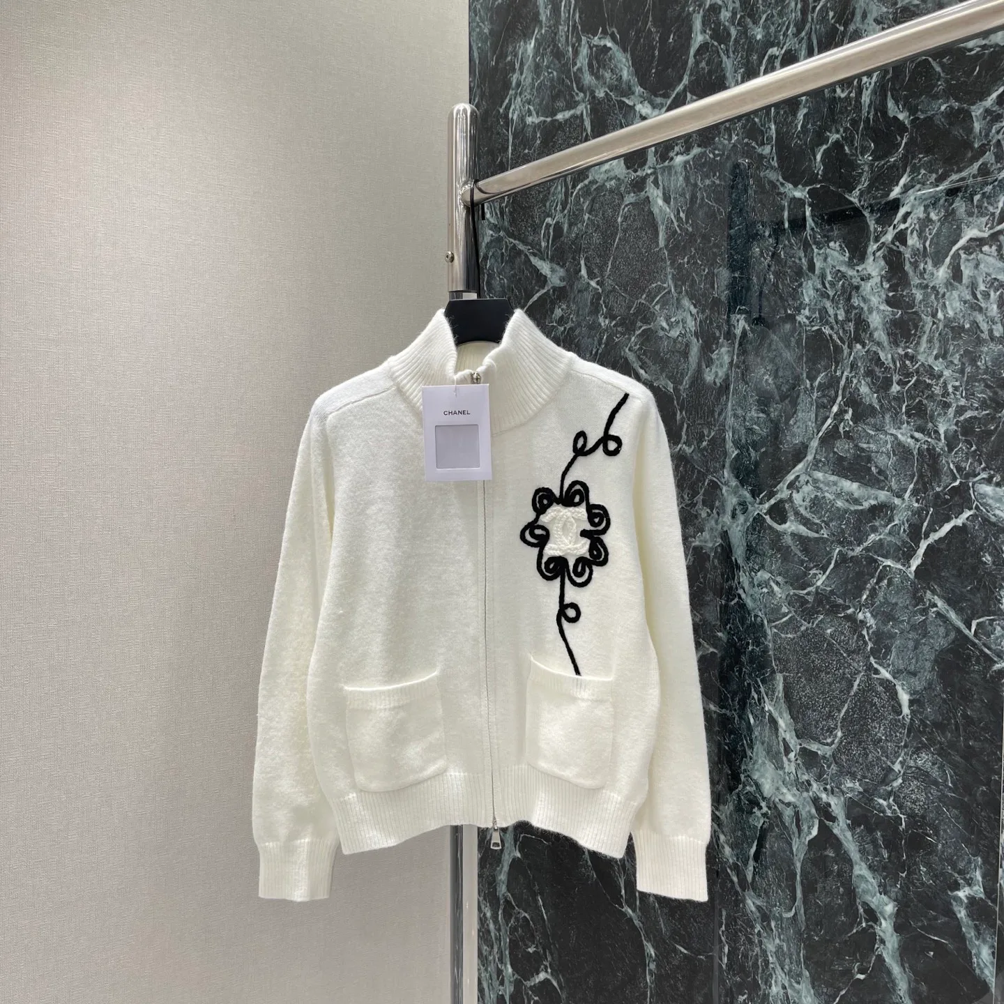 Women's Jumpers And Sweaters CHANEL 18030658