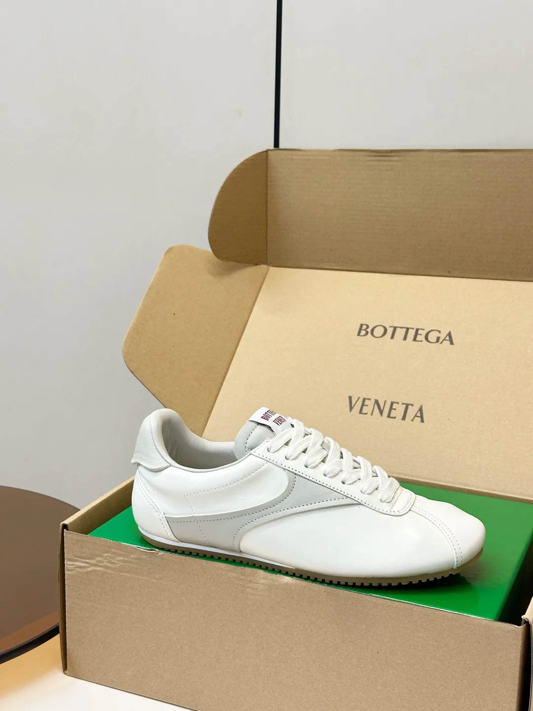 Women's Sneakers BOTTEGA VENETA 17841013