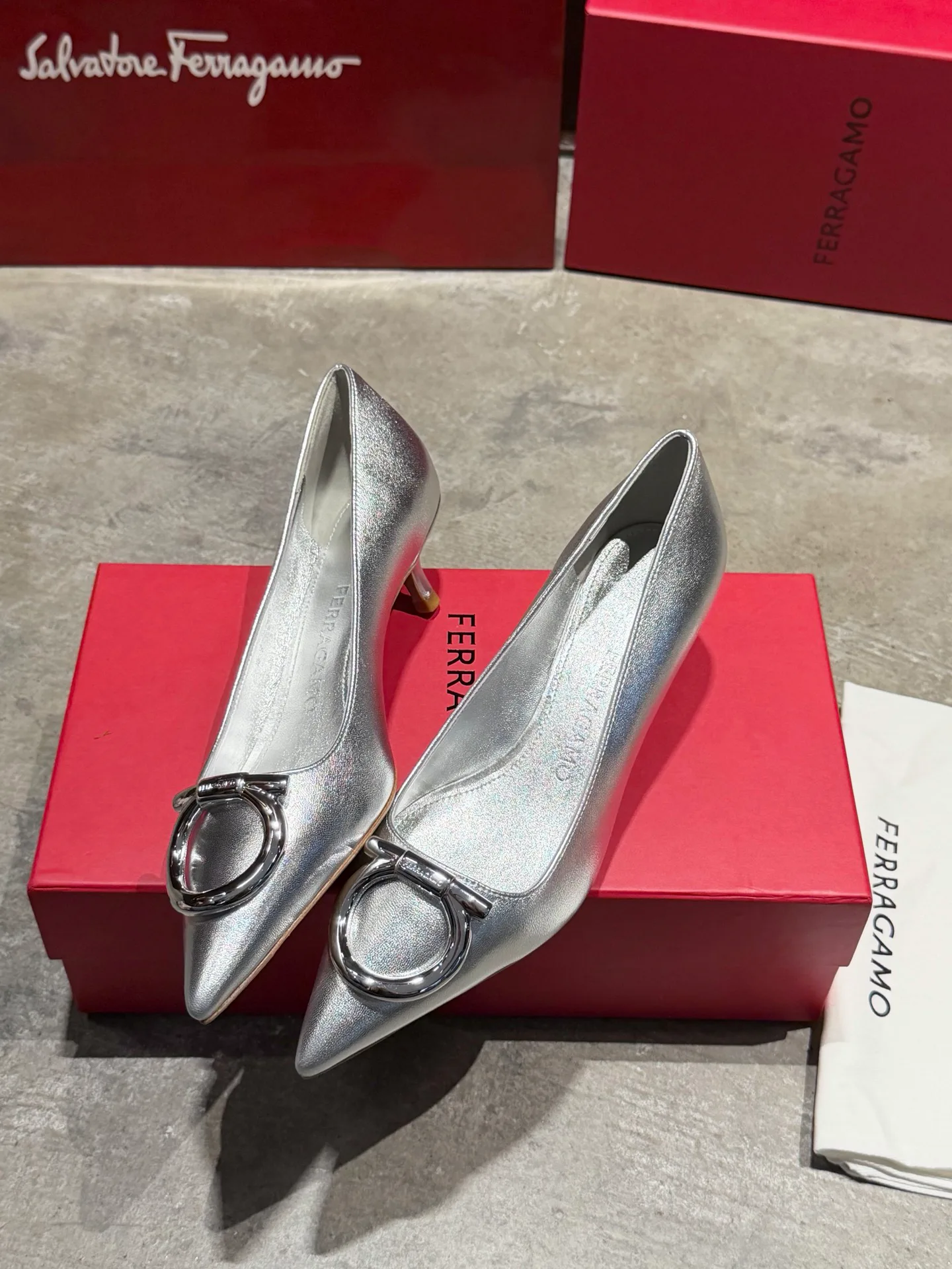 Women's Heels SALVATORE FERRAGAMO 17897961
