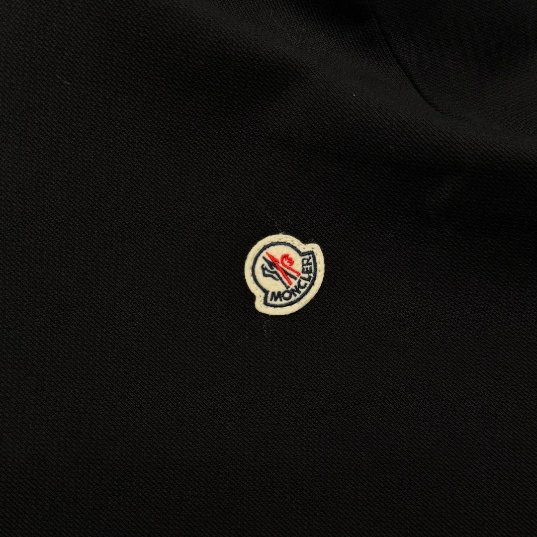 Men's Sweatshirts And Hoodies MONCLER 17548783