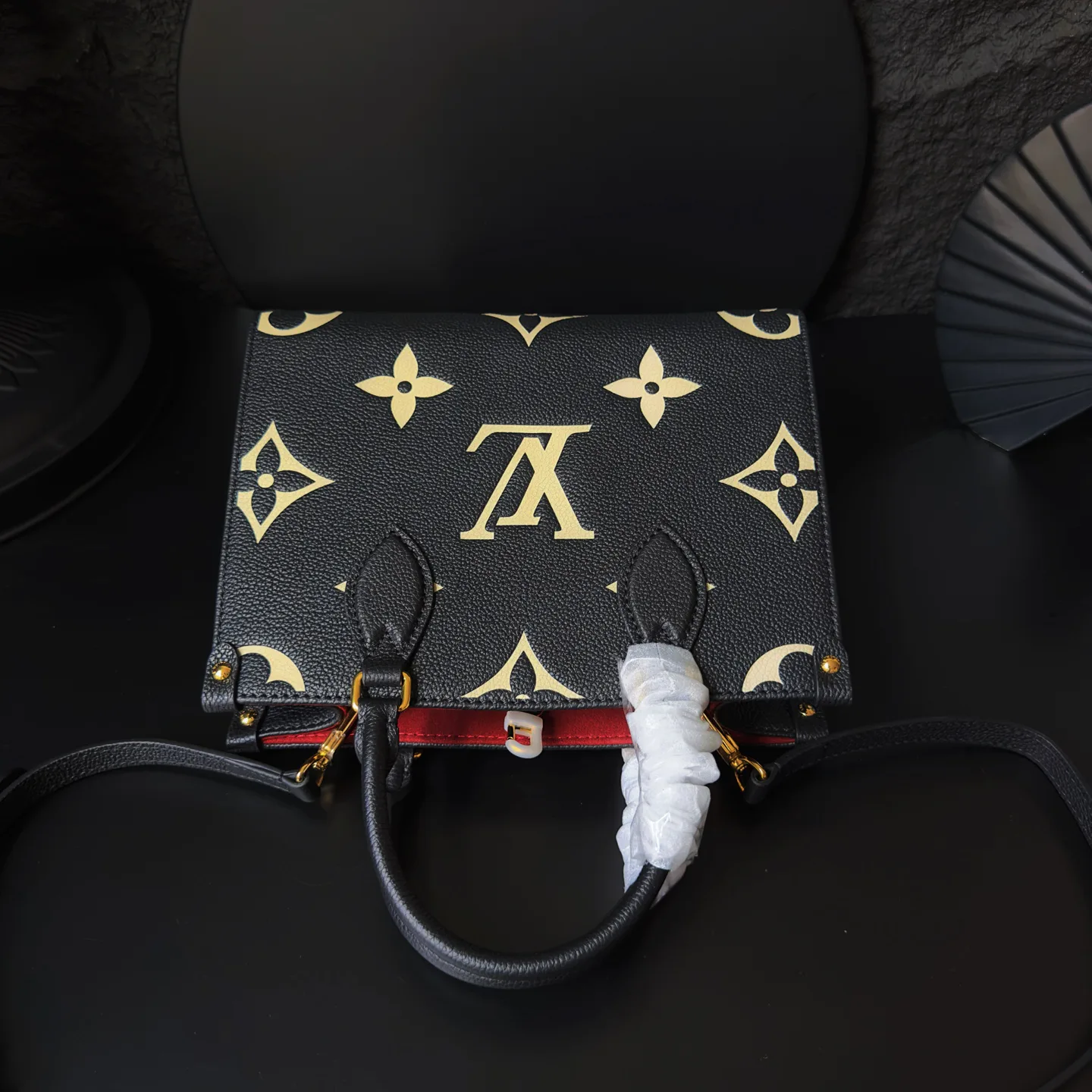 Women's Classic Handbags LOUIS VUITTON 17498629