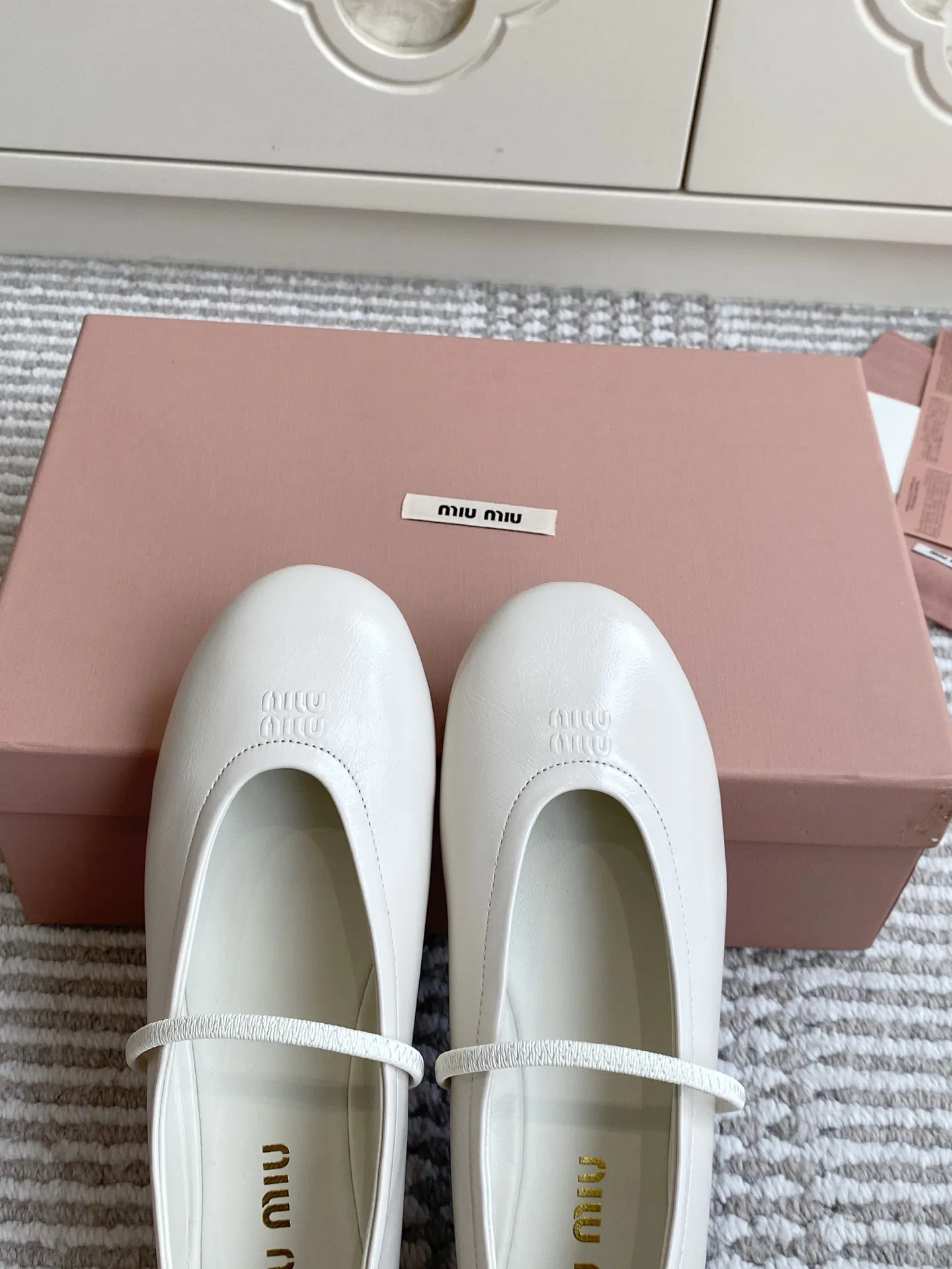 Women's Ballet Flats MIU MIU 17522711
